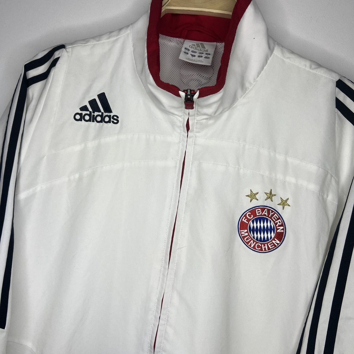 Adidas × Vintage BAYERN MUNICH FC 2006/07 TRACK TOP FOOTBALL JACKET SOCCER Size US L / EU 52-54 / 3 - 4 Thumbnail