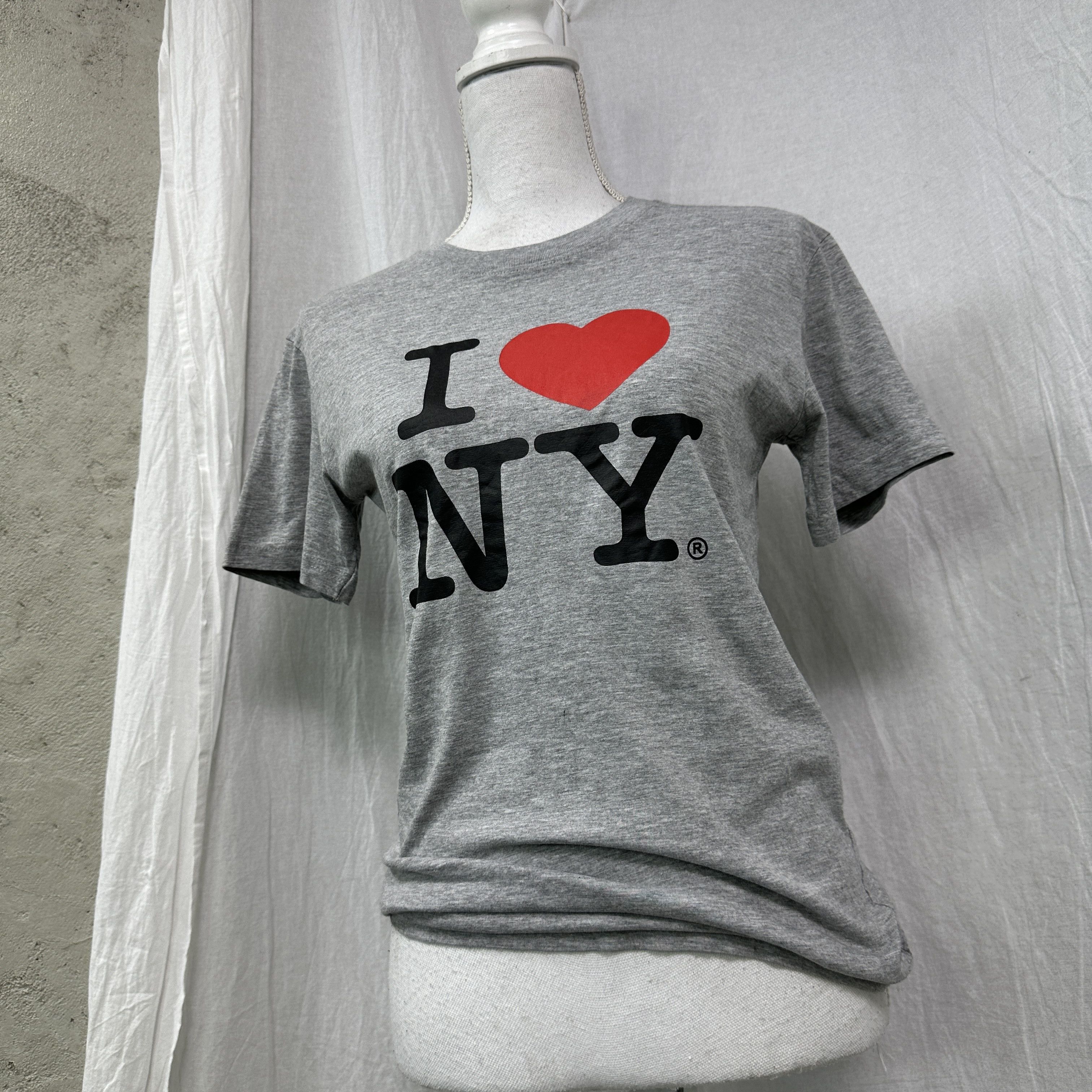 Vintage Vintage Streetwear Casual I Love New York T-shirt 00s Size US S / EU 44-46 / 1 - 5 Thumbnail