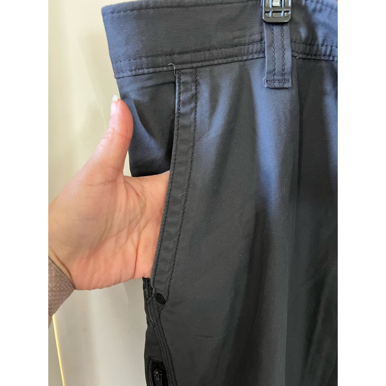 Wrangler Men's Outdoor Rugged Utility Pant Straight Fit 44 x 30 Size US 44 / EU 60 - 11 Thumbnail