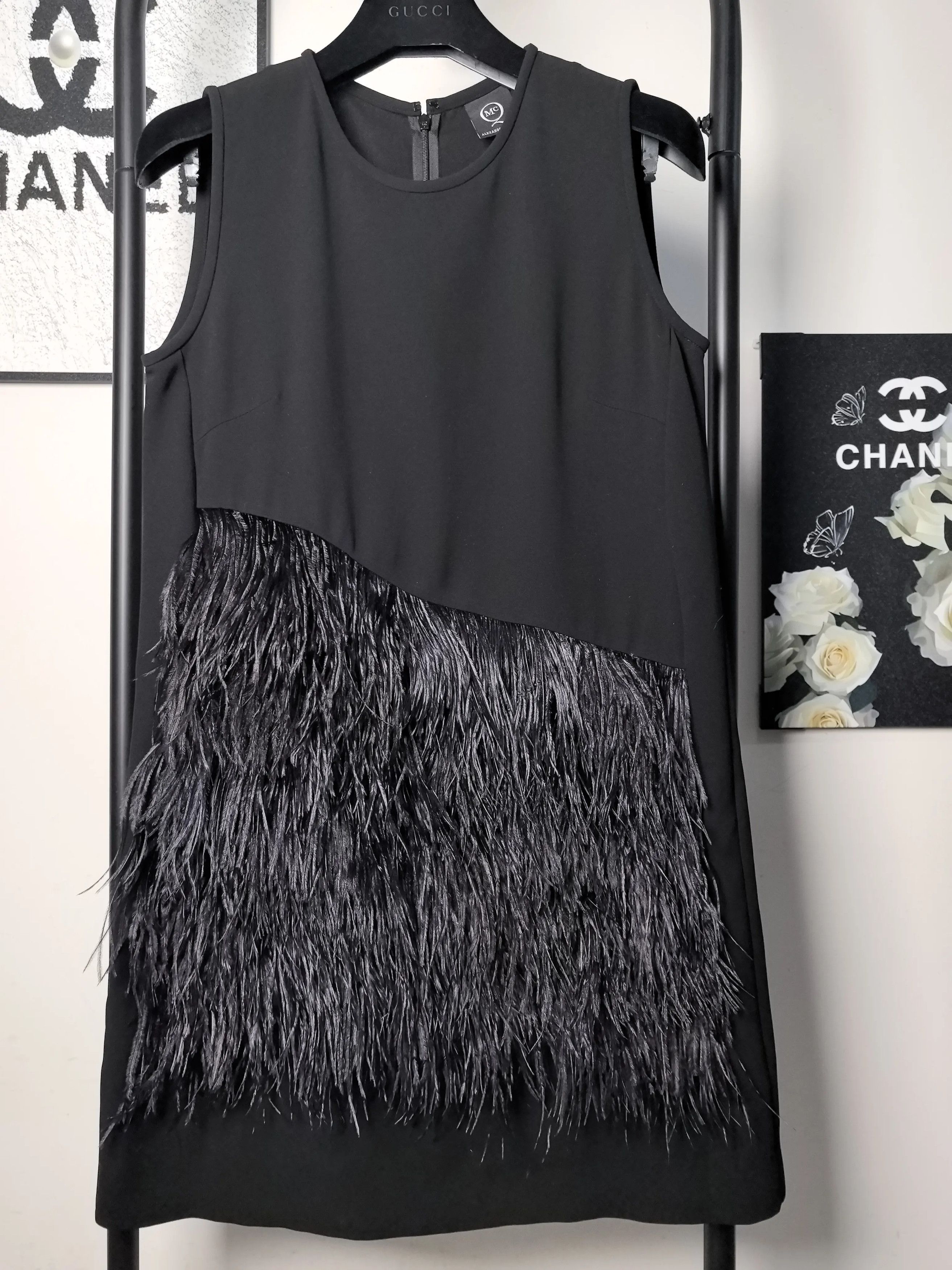 Alexander McQueen Alexander McQueen Black T-Shirt M Women Size M / US 6-8 / IT 42-44 - 1 Thumbnail