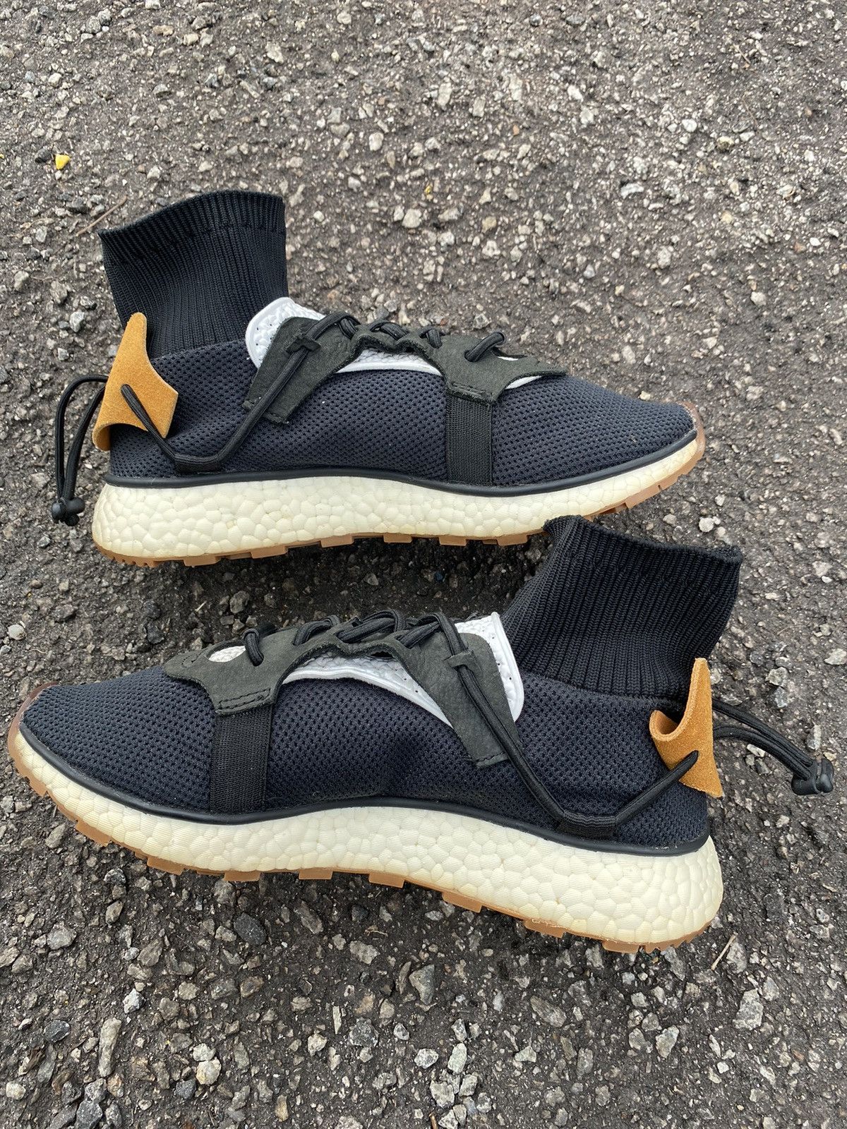 Adidas × Alexander Wang Adidas AW Alexander Wang Run Black Size US 8.5 / EU 41-42 - 5 Thumbnail