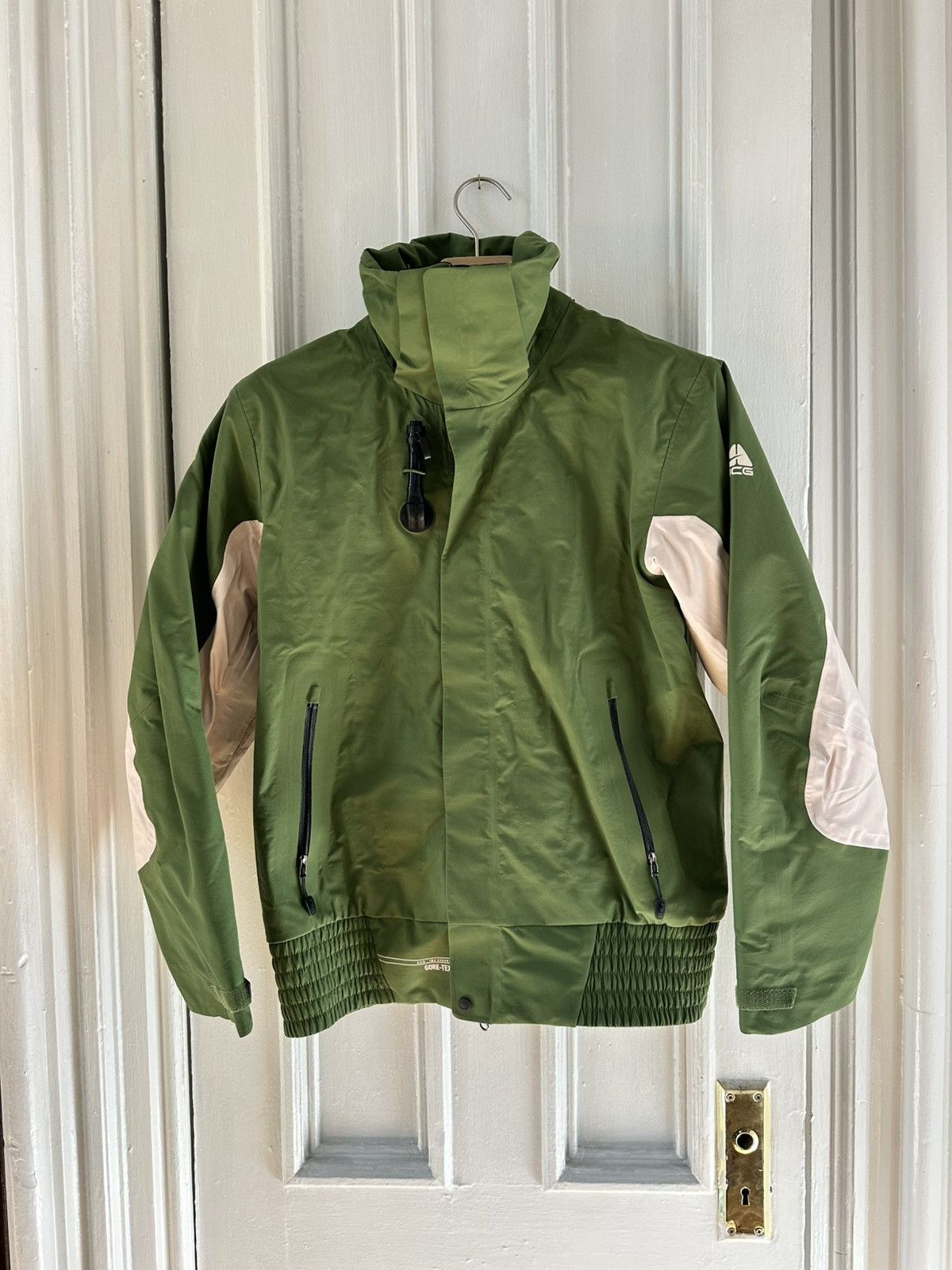 Nike ACG Rare 2008 Nike ACG Inflatable Jacket Size US M / EU 48-50 / 2 - 3 Thumbnail