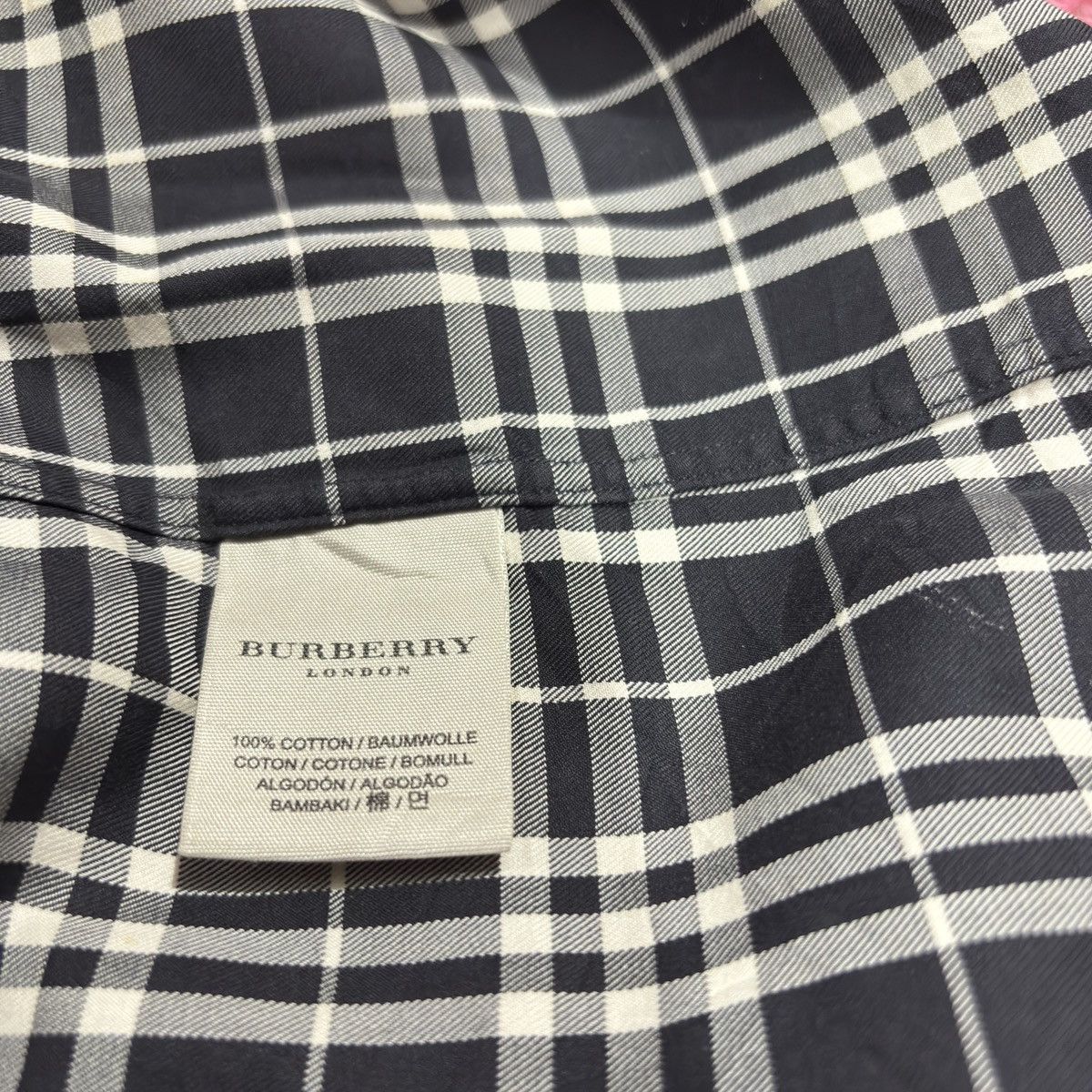 Burberry Burberry Buttons ups Shirt Size US L / EU 52-54 / 3 - 7 Thumbnail