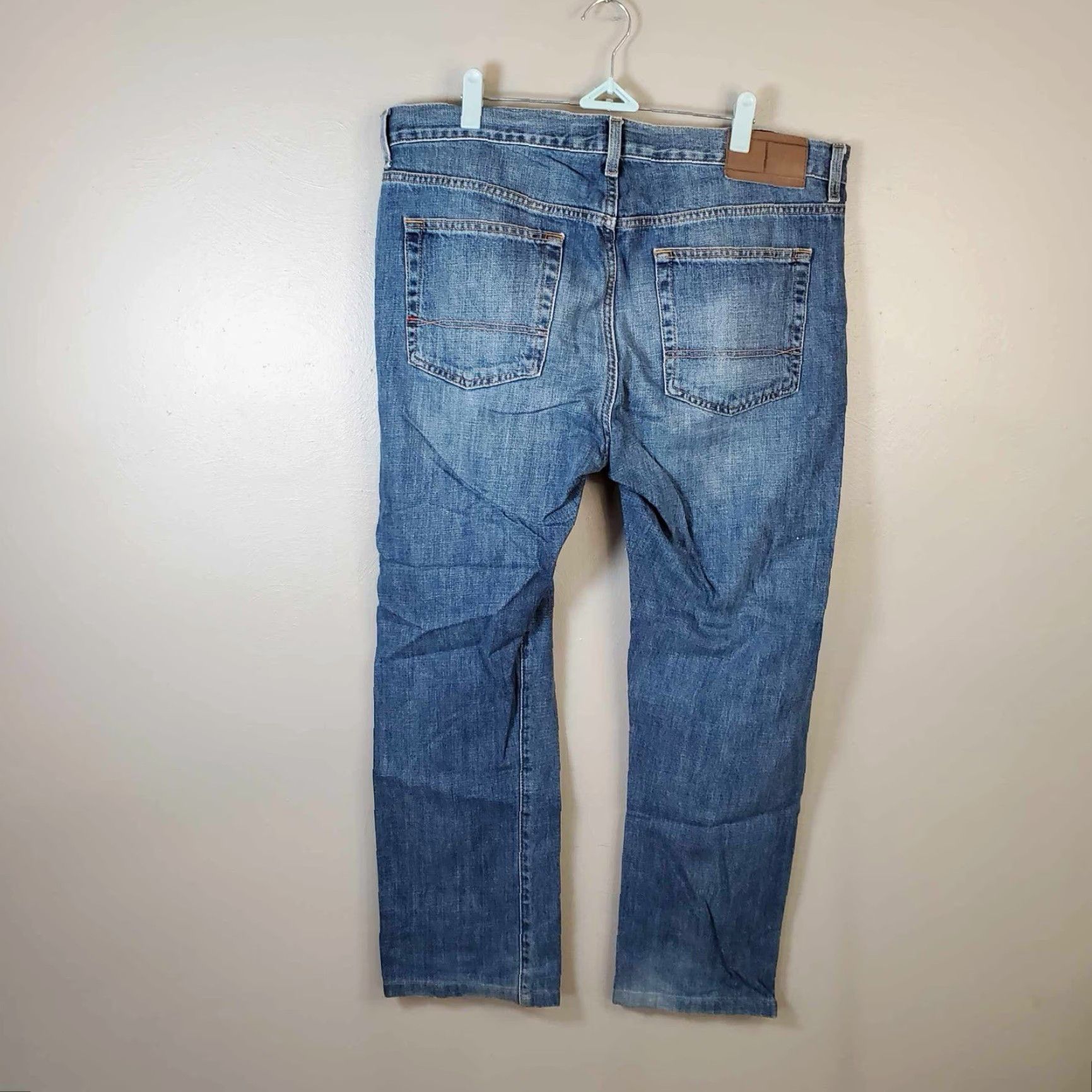 Tommy Hilfiger VINTAGE Tommy Hilfiger Jeans Mens 36x28 Hip Hop Streetwear Blue Straight Denim Size US 36 / EU 52 - 5 Thumbnail
