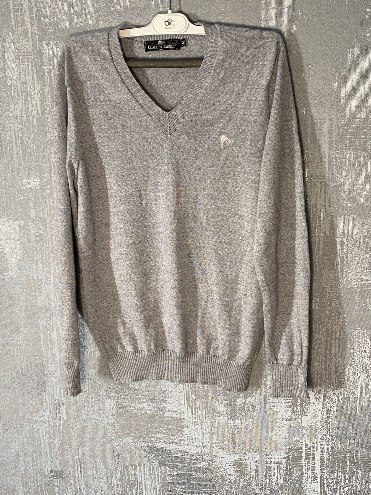 Designer Claudio Lugli Wool Sweater V-Neck Size M Size US M / EU 48-50 / 2 - 1 Thumbnail