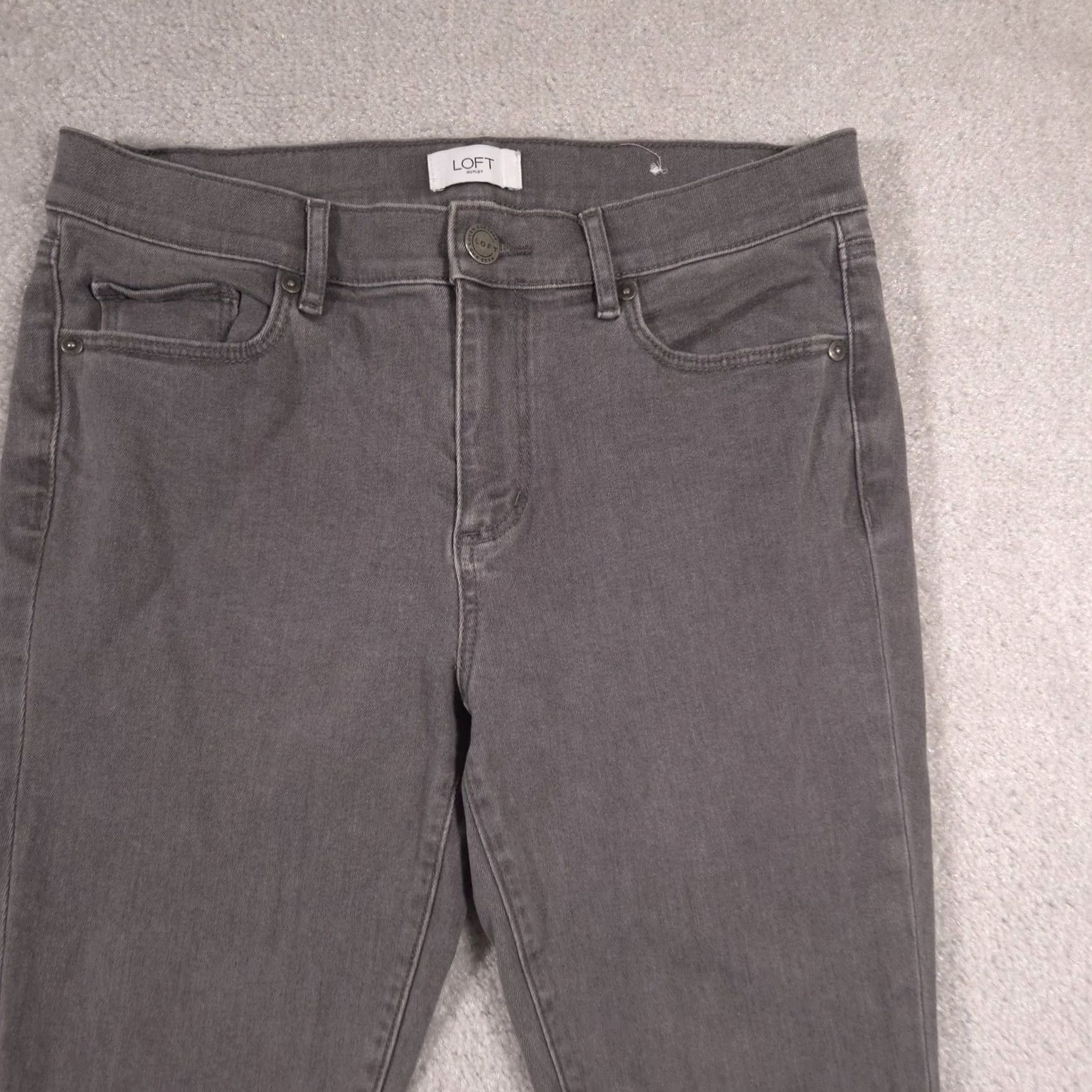 Loft Ann Taylor LOFT Jeans Womens size 6 Gray Modern Skinny Crop Denim Raw Hem Size 28" / US 6 / IT 42 - 3 Thumbnail