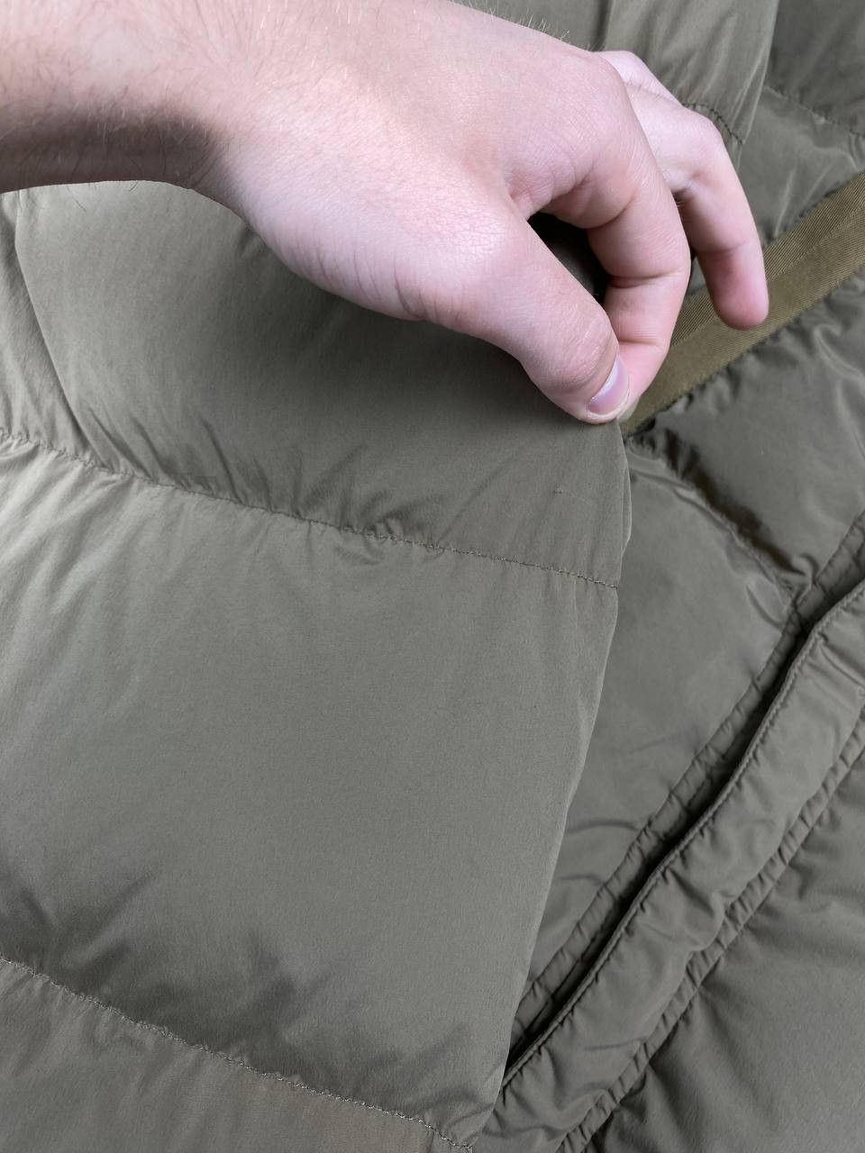 C.P. Company C.P. Company Nycra-R Down Jacket Men Size 54 Beige Size US L / EU 52-54 / 3 - 10 Thumbnail