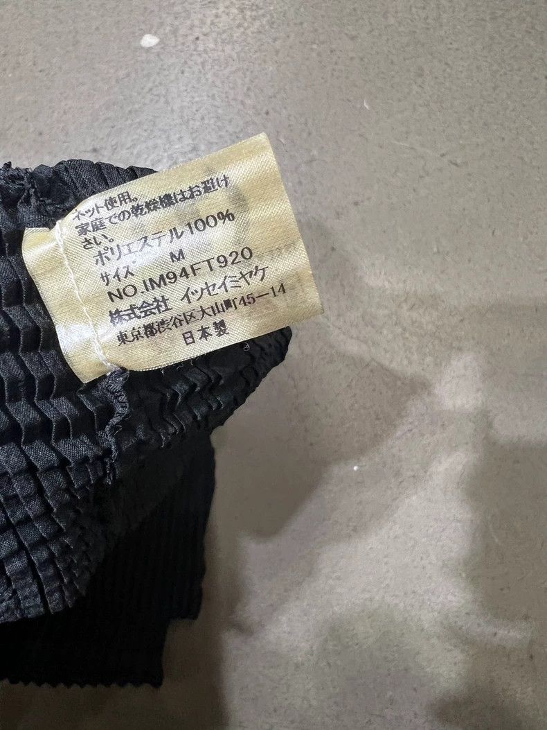 Issey Miyake issey miyake Black and white pleated coat 2505-Nextarrow Size US M / EU 48-50 / 2 - 9 Thumbnail
