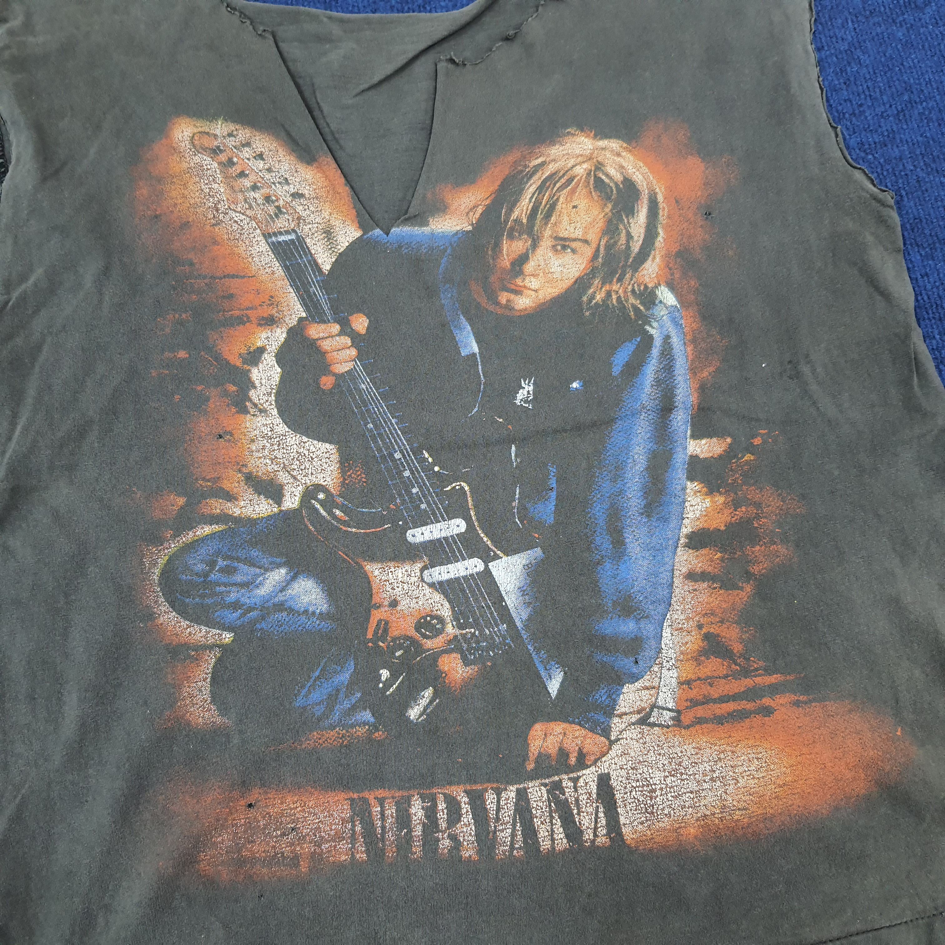 Band Tees × Vintage Vintage NIRVANA Kurt Cobain Rock Band Sleeveless Tshirt Size US L / EU 52-54 / 3 - 2 Thumbnail