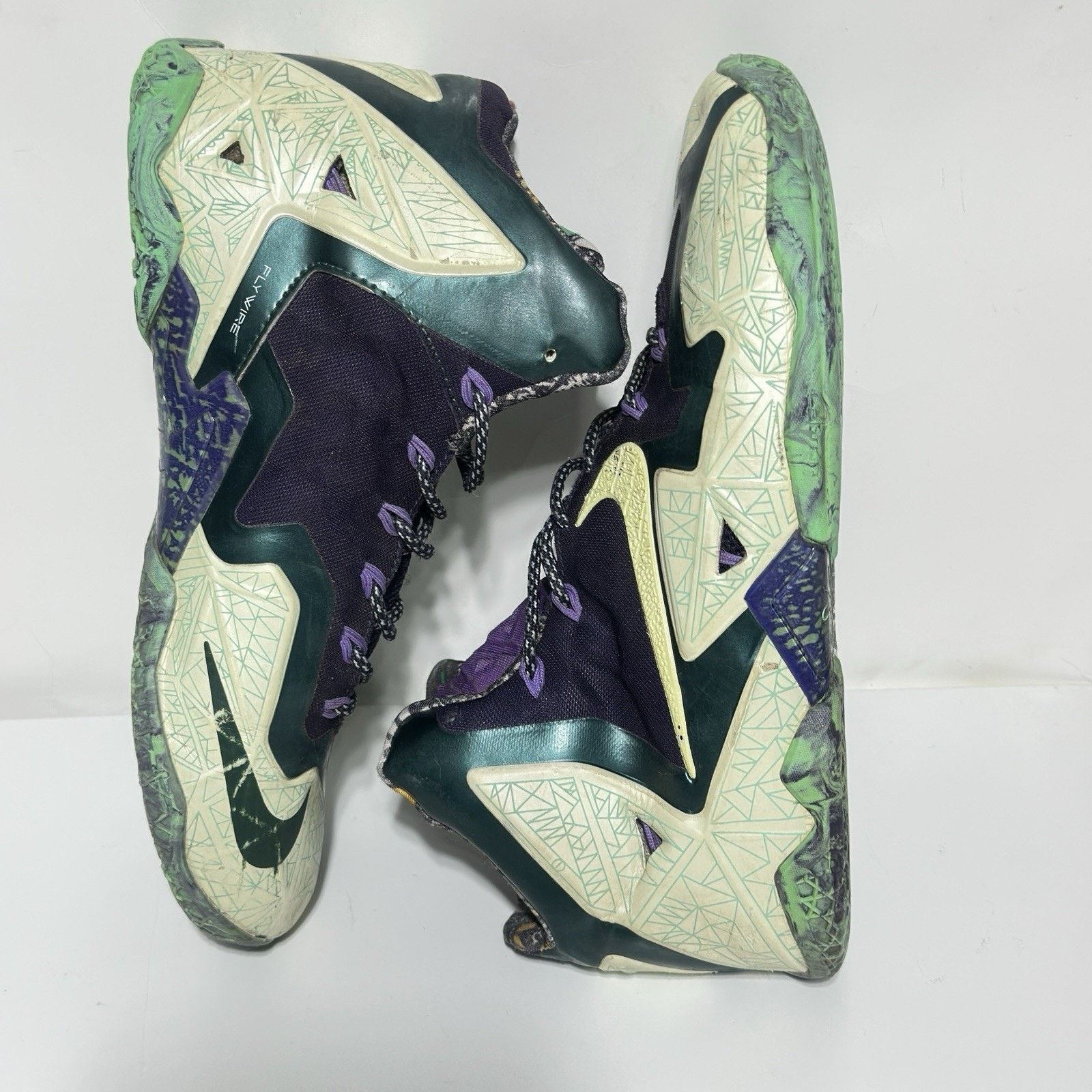 Nike 647780 735 Nike LeBron 11 Nola Gumbo Multicolor Size 8 Size US 11 / EU 44 - 4 Thumbnail