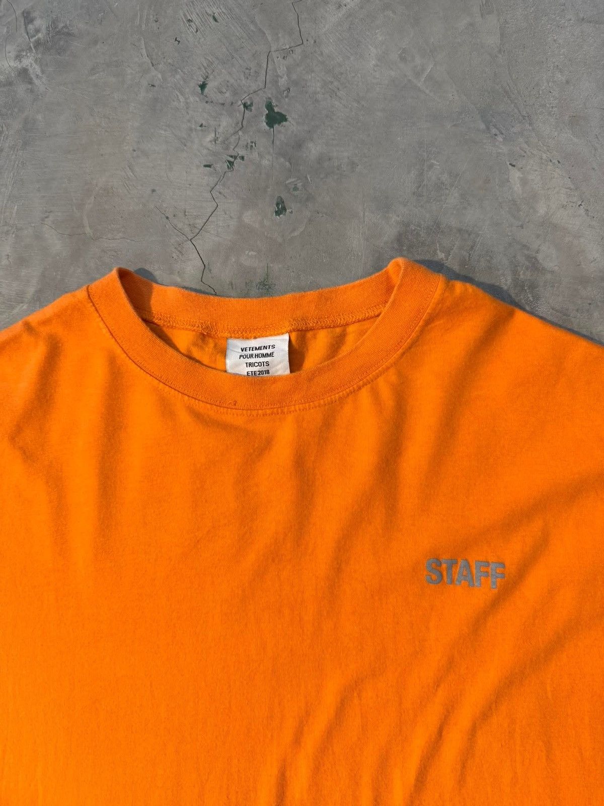 Vetements Vetements Staff 3M reflective Oversized tee Size US S / EU 44-46 / 1 - 6 Thumbnail