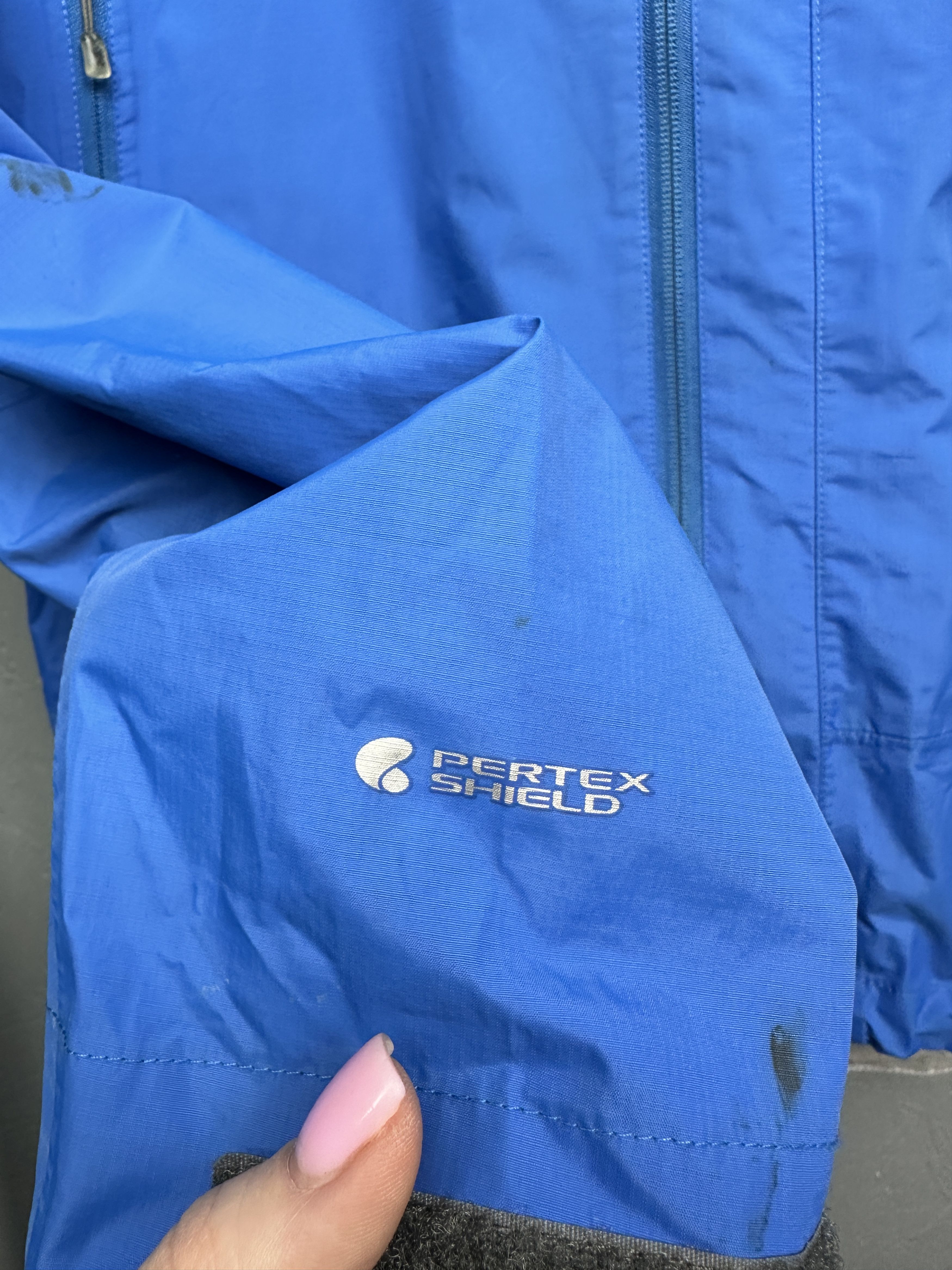 Montane Montane Vintage Mens Nylon Outdoor Windbreaker Jacket Size US S / EU 44-46 / 1 - 7 Thumbnail
