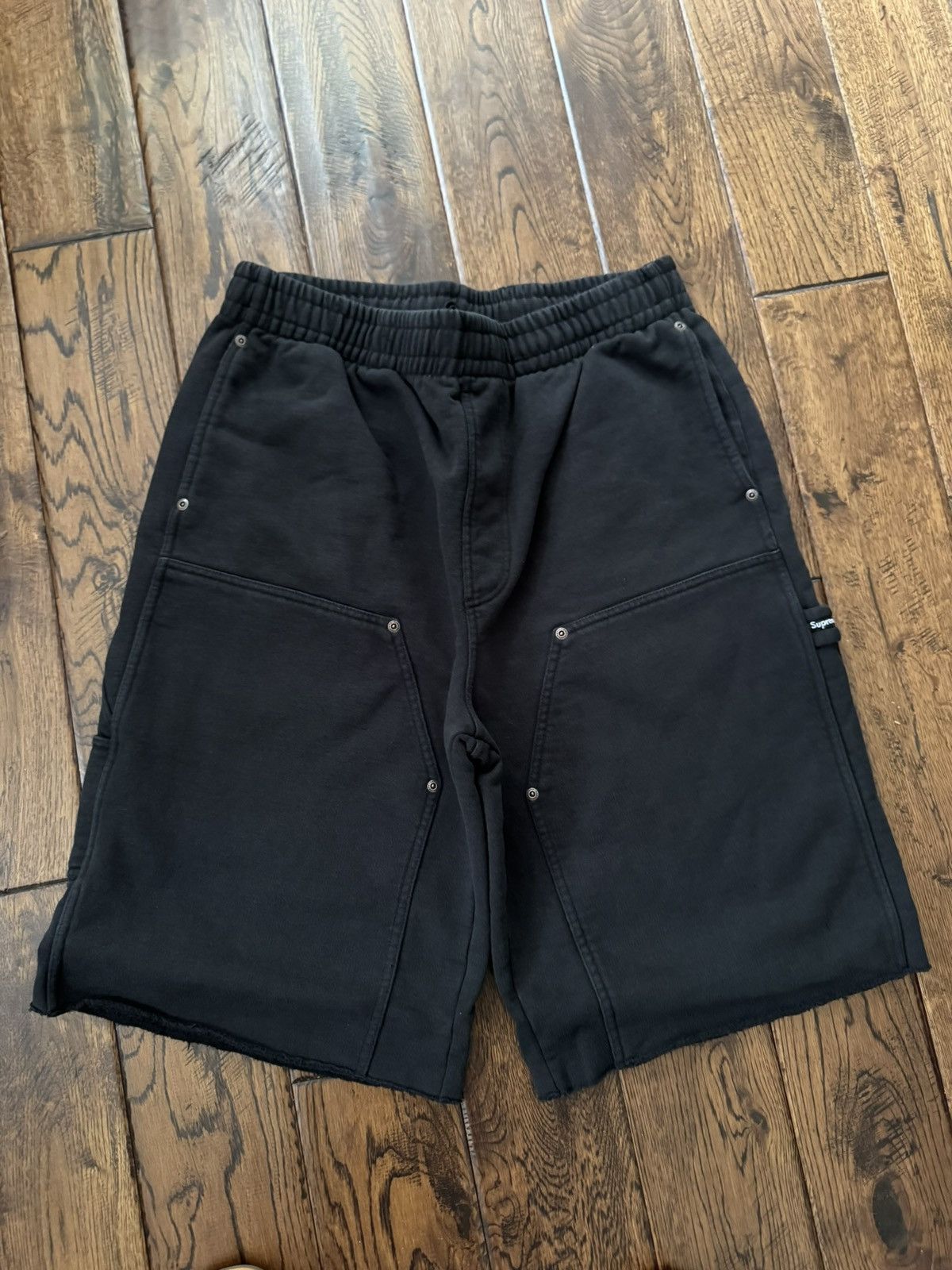 Supreme Supreme Double Knee Painter Sweatshorts Black Size US 32 / EU 48 - 1 Thumbnail