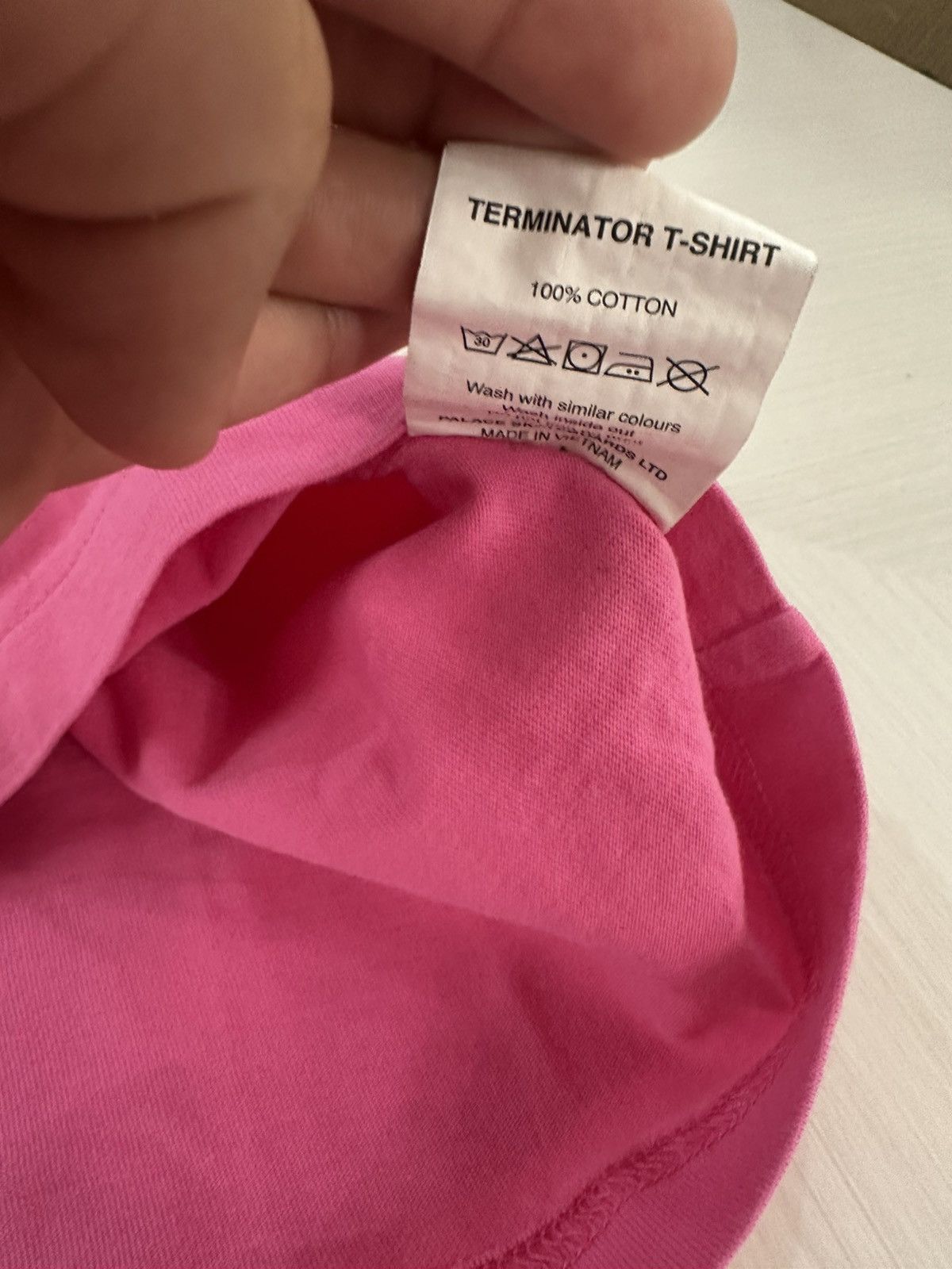 Palace Palace Terminator LA Exclusive triferg pink size s used SS19 Size US S / EU 44-46 / 1 - 7 Thumbnail