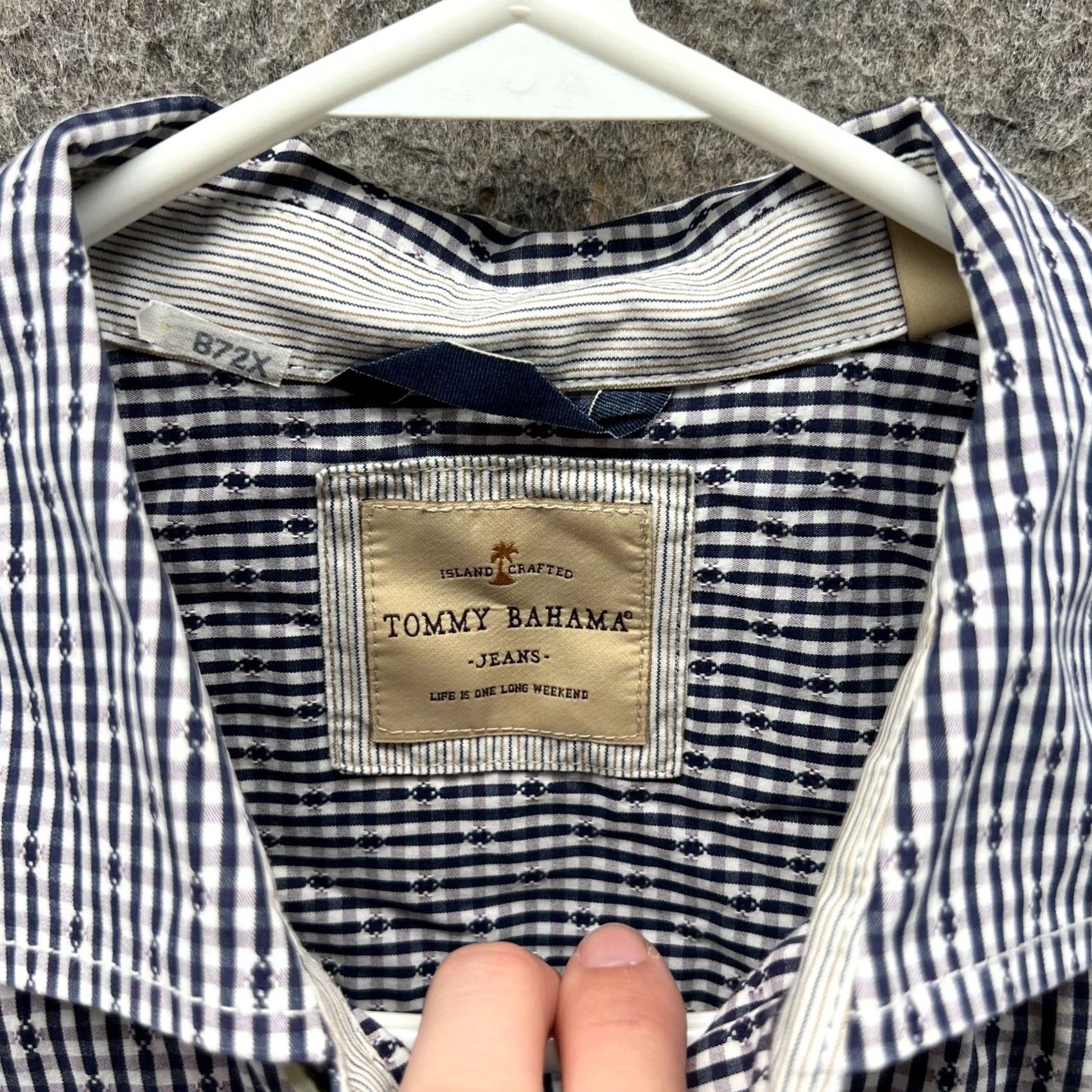 Tommy Bahama VINTAGE Tommy Bahama Shirt Womens Large Blue Striped Button-Down Island Crafted Gingham Size L / US 10 / IT 46 - 6 Thumbnail