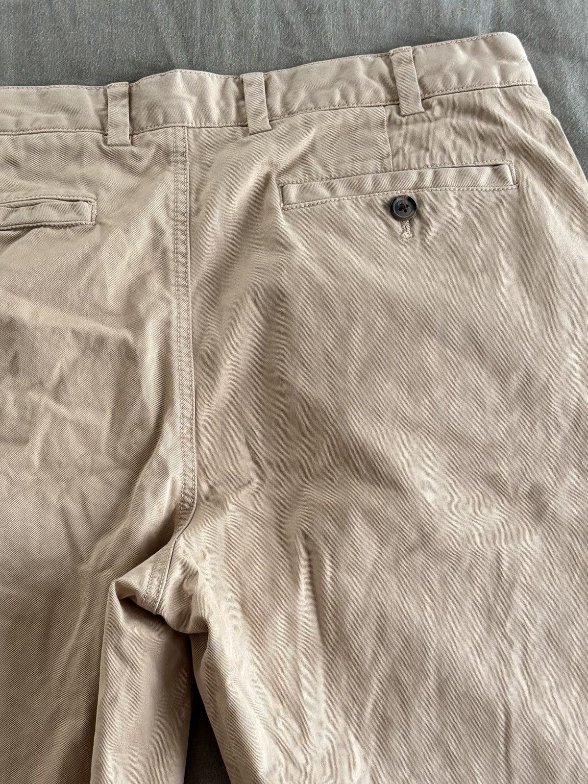 Brooks Brothers Brooks Brothers Beige Khaki Casual Shorts. Mens. Size US 34 / EU 50 - 7 Thumbnail