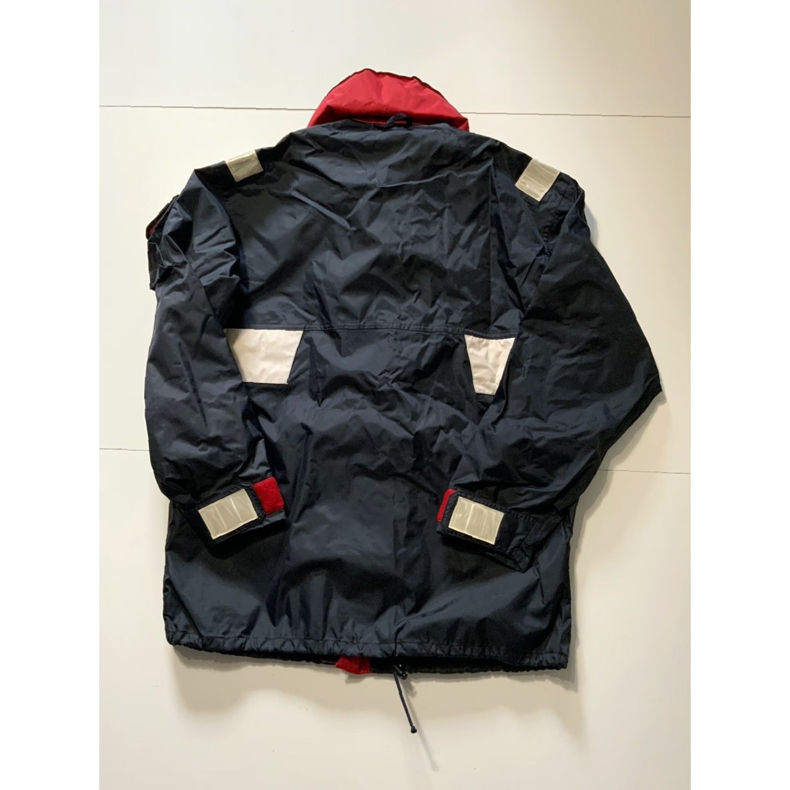 Peak Performance VTG 1995 Peak Performance Marine Supply Waterproof Offshore Tech Parka Jacket L LG Navy? (color not provided) Size US L / EU 52-54 / 3 - 2 Thumbnail