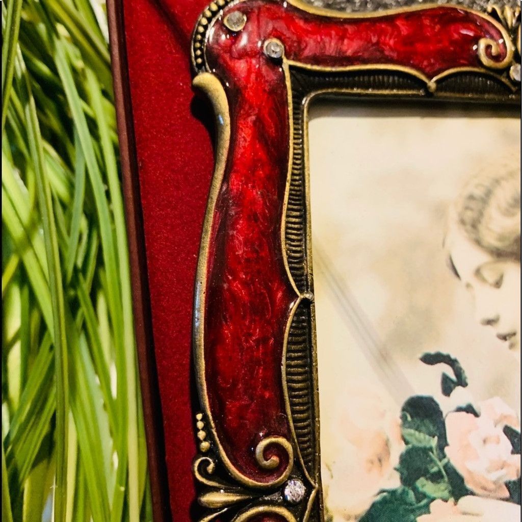 Other 🎄🎅🎄 Taylor Avedon Collectible picture frame Brand New Size ONE SIZE - 4 Thumbnail