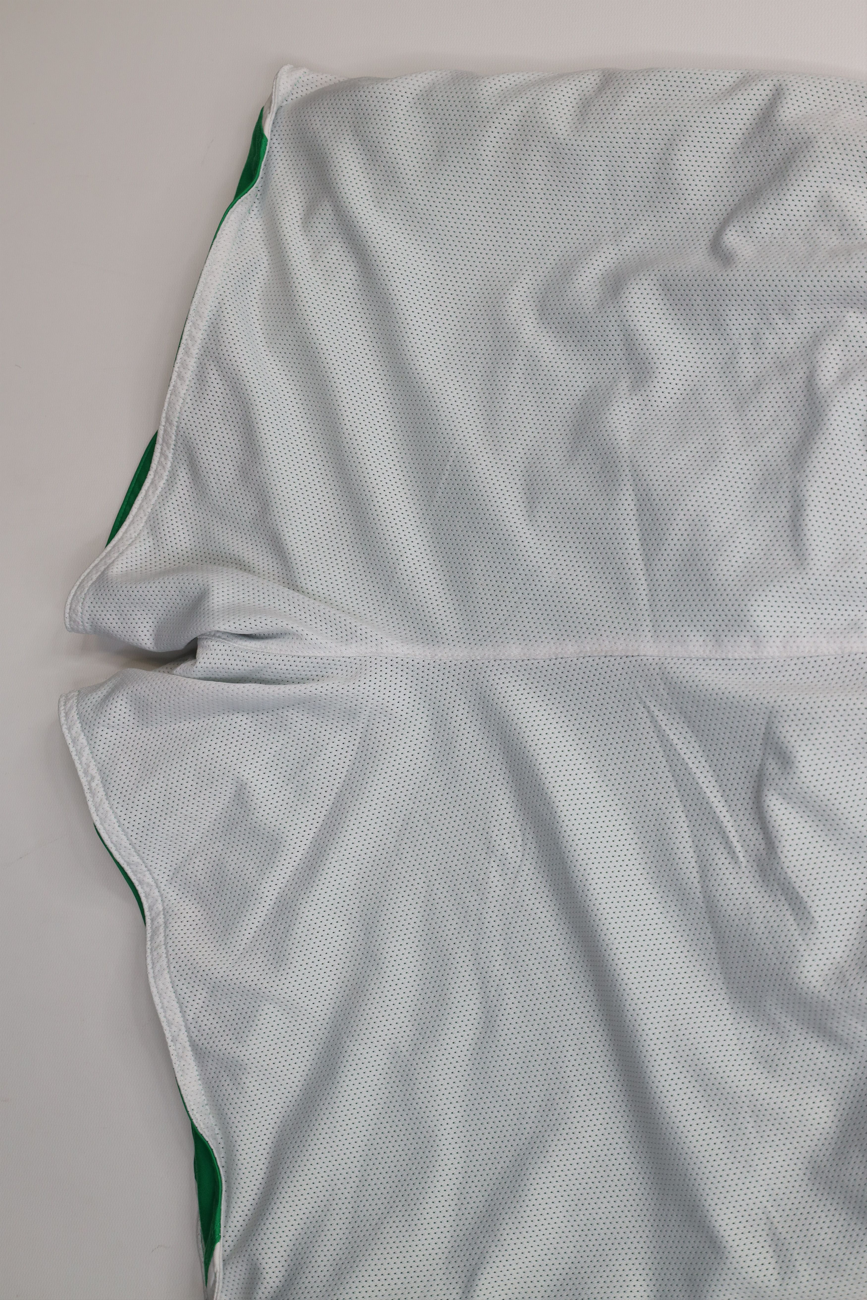 Nike Vintage Nike Swoosh Reversible Soccer Shorts Green White Size 33" - 14 Thumbnail