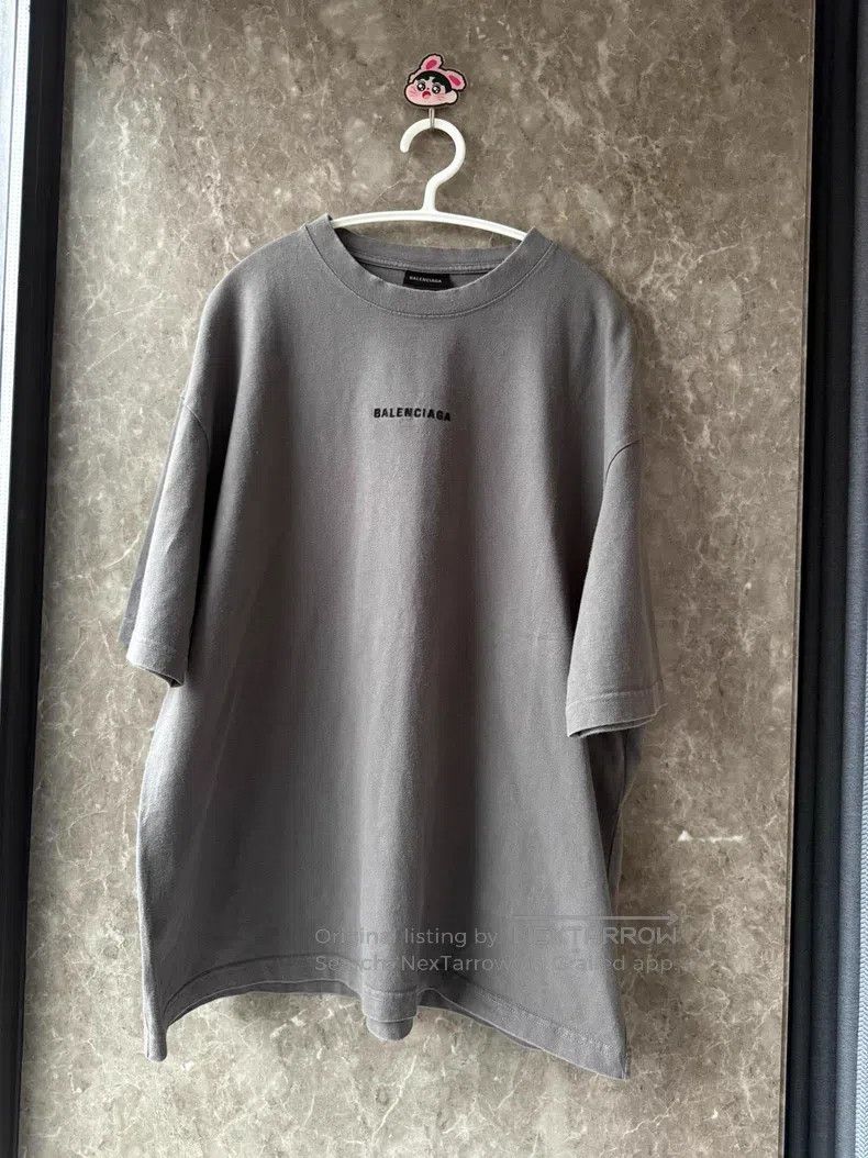Balenciaga Balenciaga Front and Back Embroidery Logo Grey Short Sleev Size US L / EU 52-54 / 3 - 1 Thumbnail