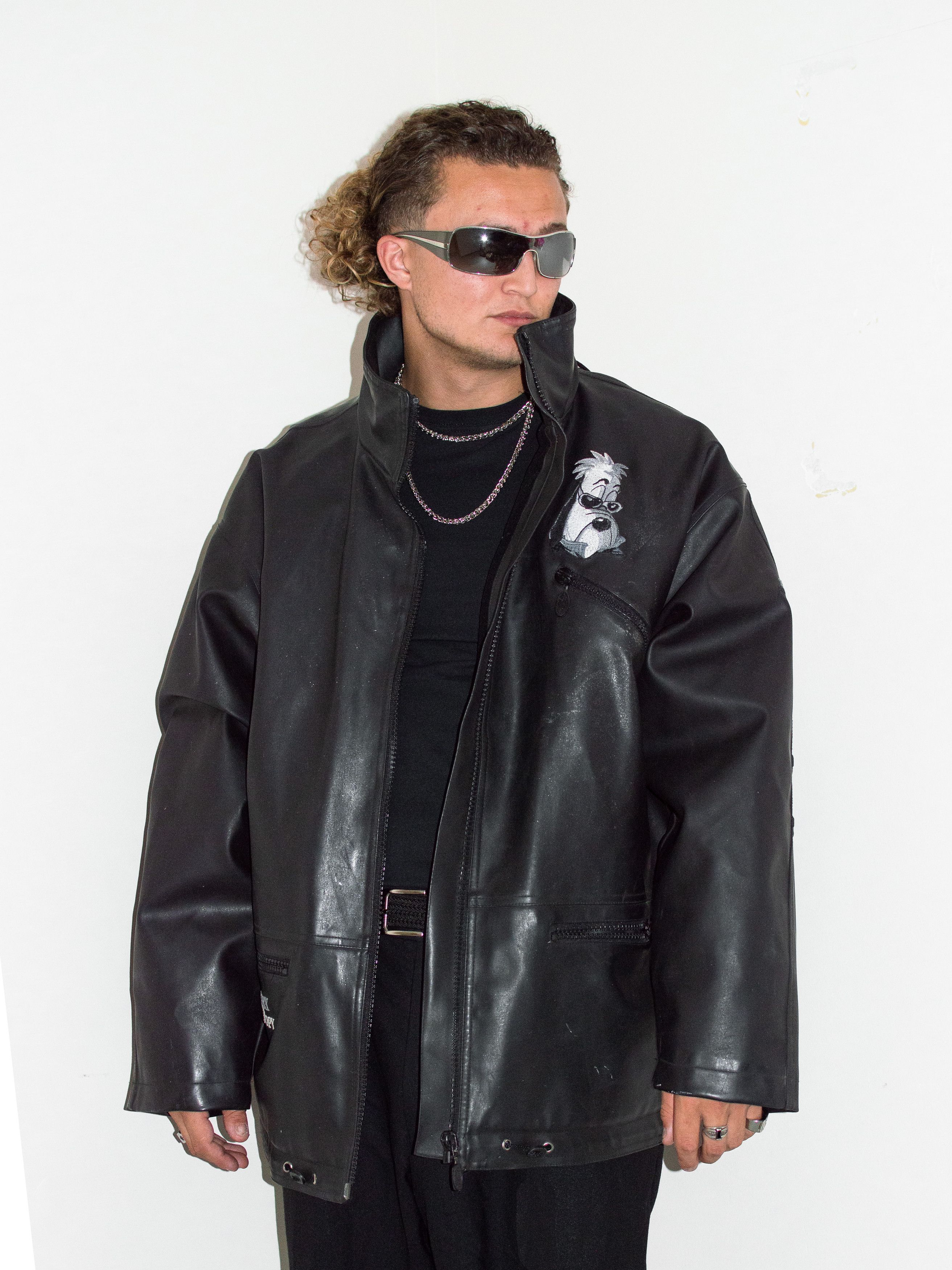Japanese Brand × Vintage Rare Embroidered Donald Duck Snowboarding Streetwear Jacket Size US L / EU 52-54 / 3 - 3 Thumbnail