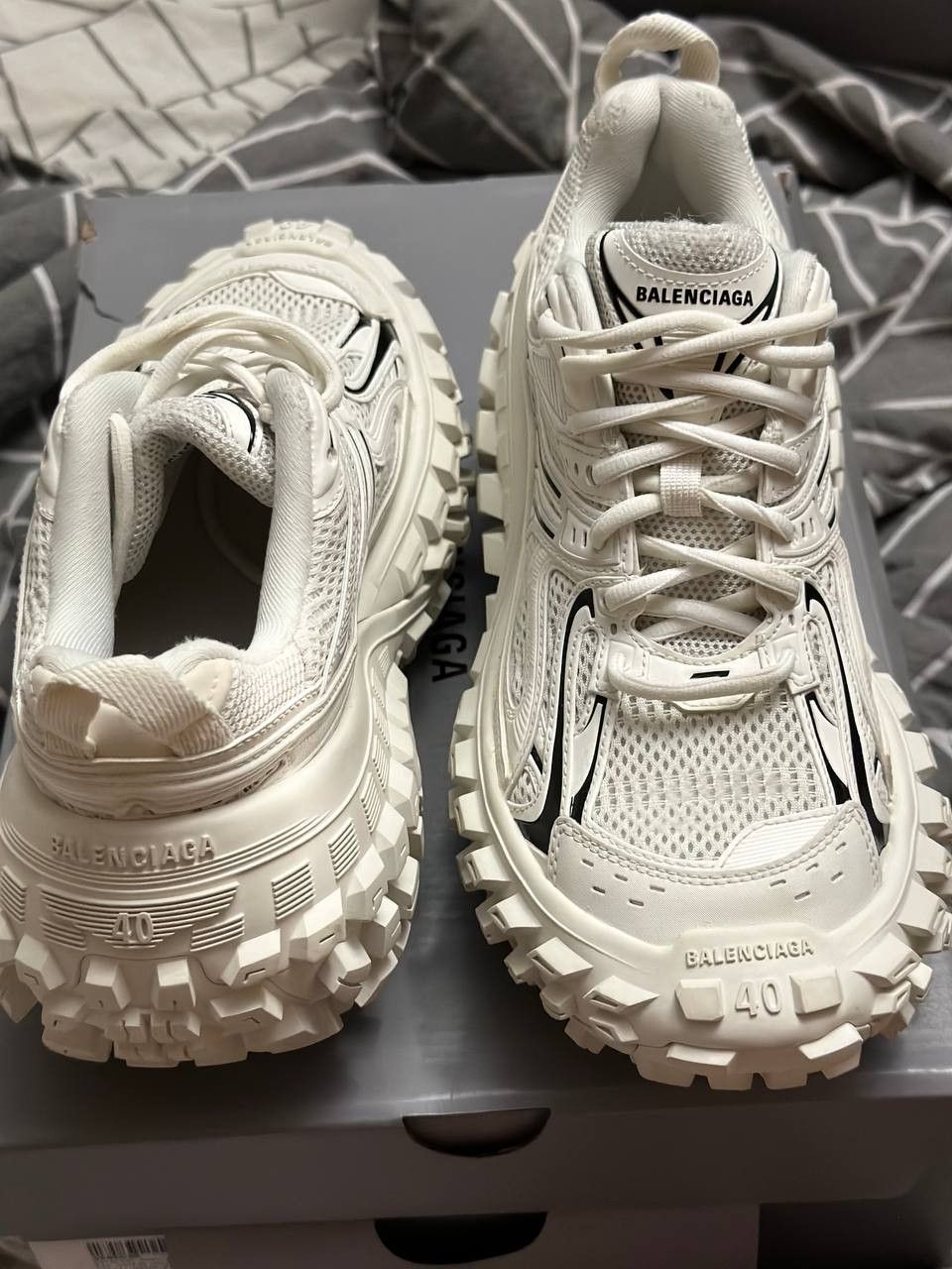 Balenciaga Balenciaga Defenders White Size US 7 / EU 40 - 1 Thumbnail
