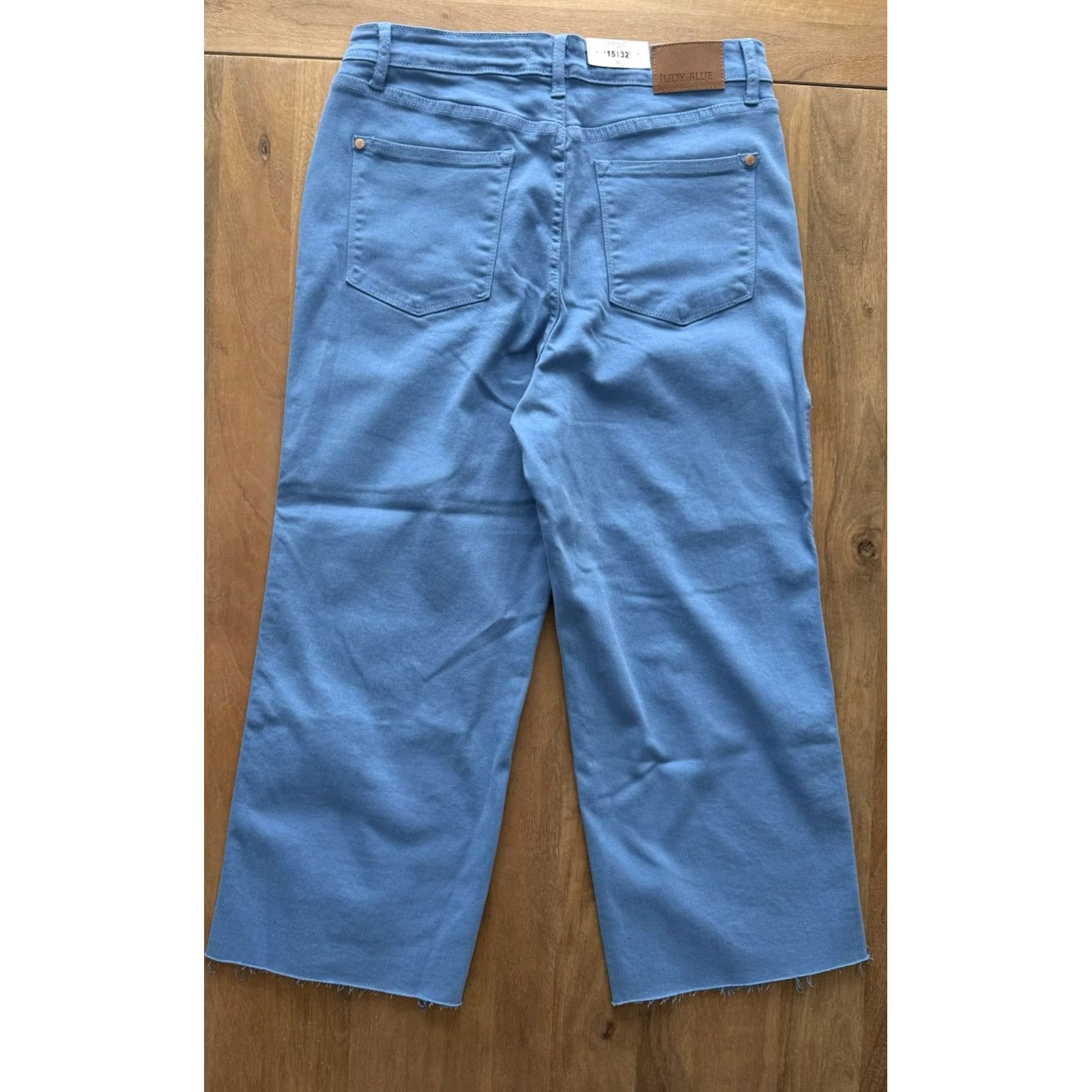 Vintage Judy Blue Jeans Womens 15/32 Blue High Waist Garment Dyed Fray Hem Crop Wide Leg Jeans Lion Logo Bohemian City Hip Hop 5-Pocket Design Regular Womens Size 24" / US 00 / IT 34 - 2 Thumbnail