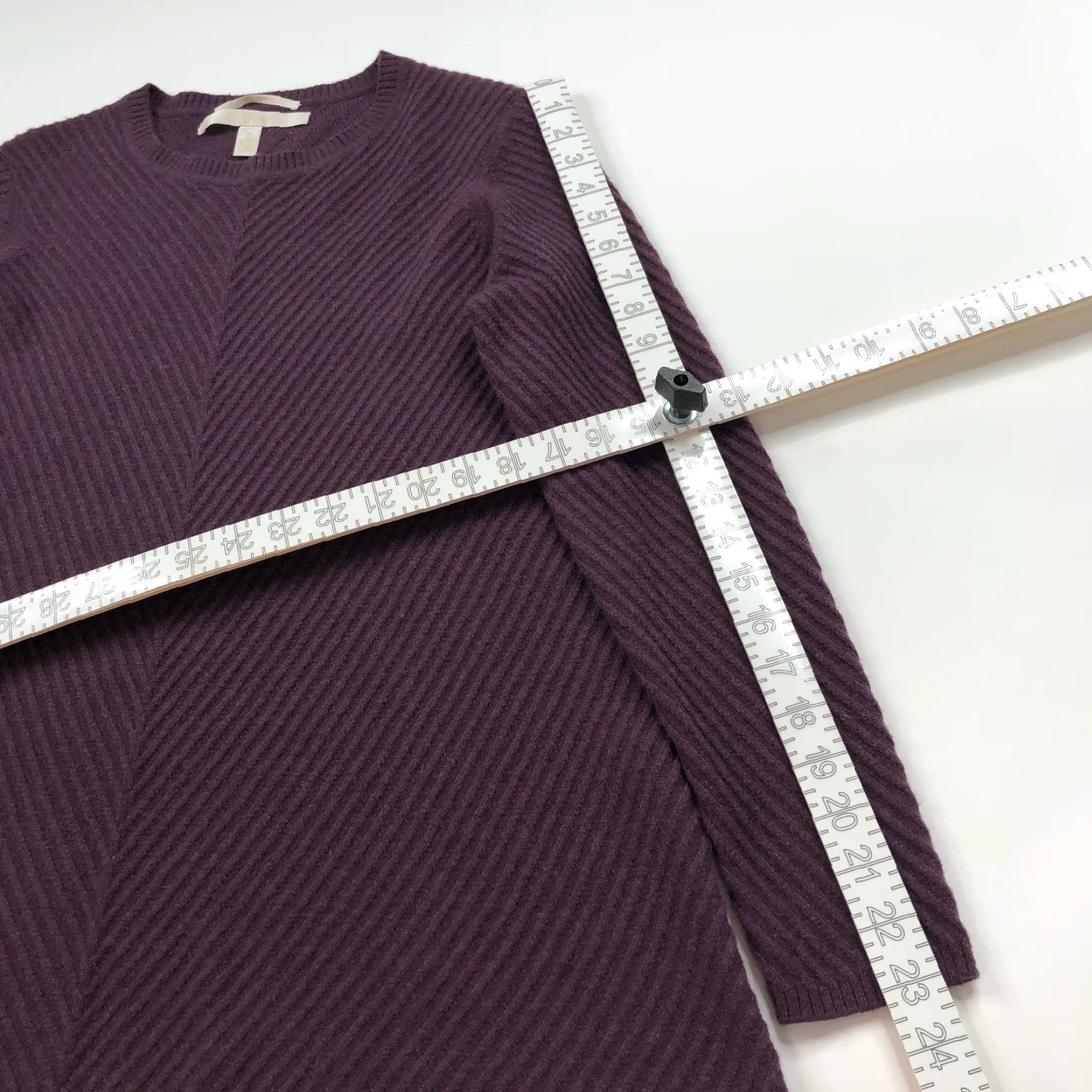 Nordstrom Nordstrom XS 100% Cashmere Pullover Sweater Ribbed Purple Womens Regular Size XS Pullover Knit Solid Ribbed Purple Satin Silk? Size XS / US 0-2 / IT 36-38 - 4 Thumbnail