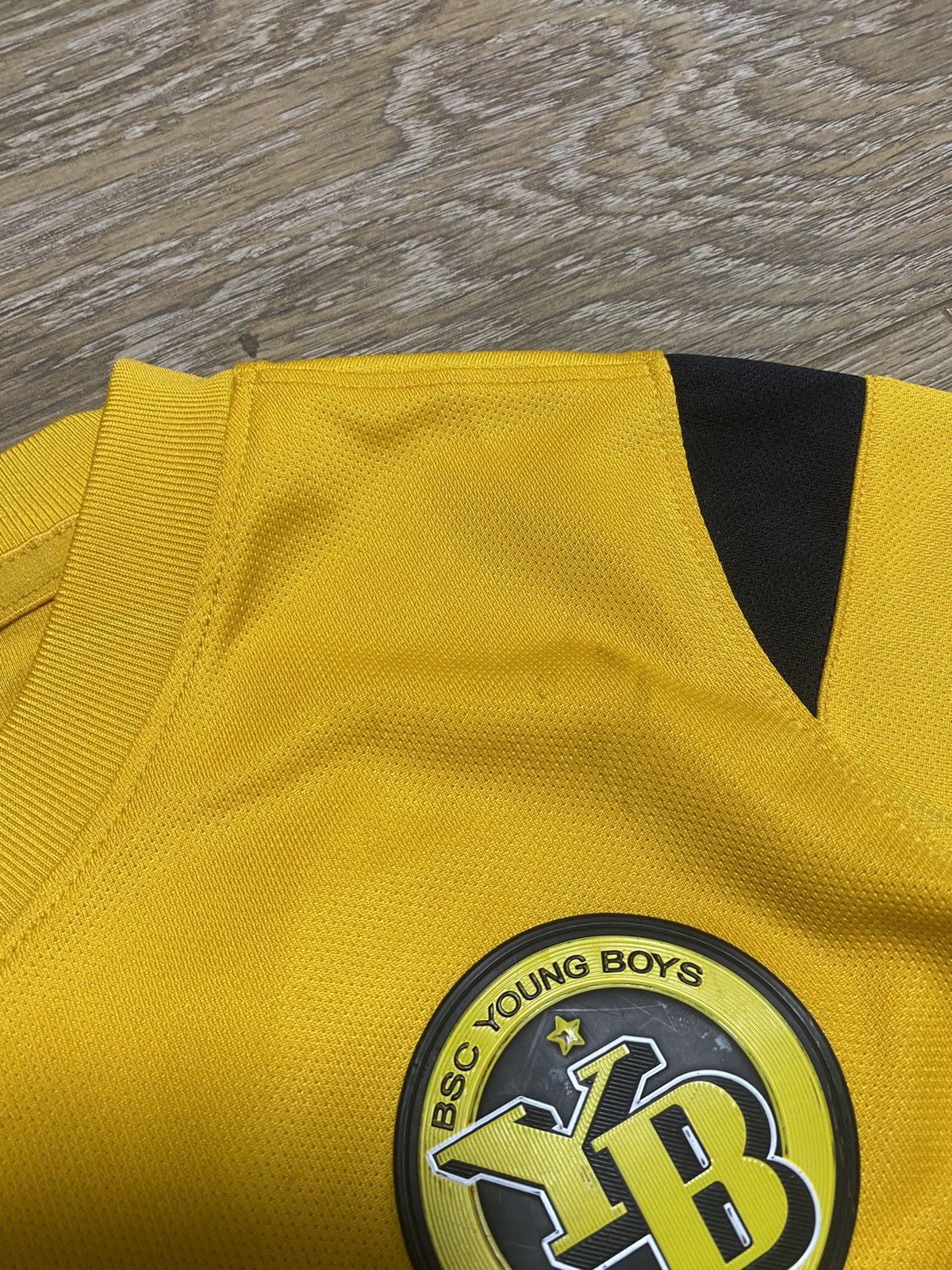Nike × Vintage Vintage Nike 2015-16 Young Boys Home Shirt KidsXS Size US XS / EU 42 / 0 - 8 Thumbnail