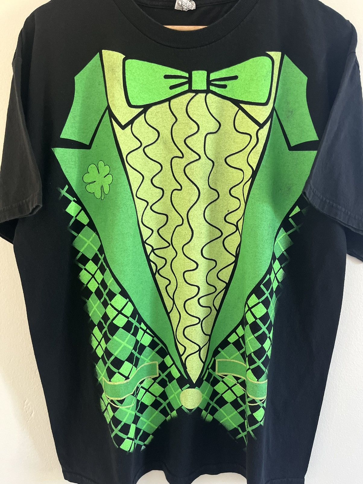 Vintage VINTAGE Y2K IRISH BODY T-SHIRT Size US XL / EU 56 / 4 - 2 Thumbnail