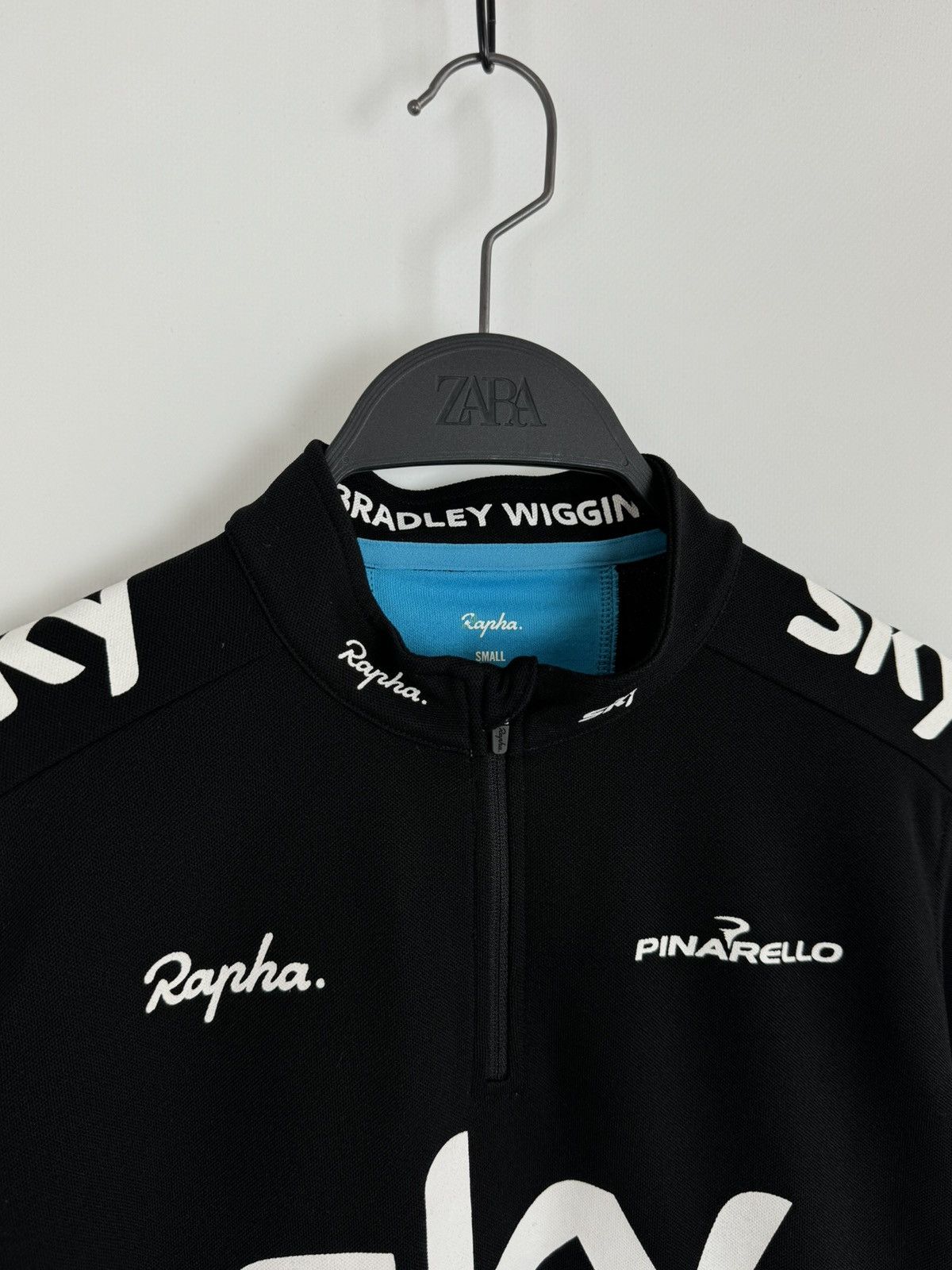 Rapha Rapha x Bradley Wiggins Sky Cycling Supporter’s S/S Jersey Size US S / EU 44-46 / 1 - 3 Thumbnail