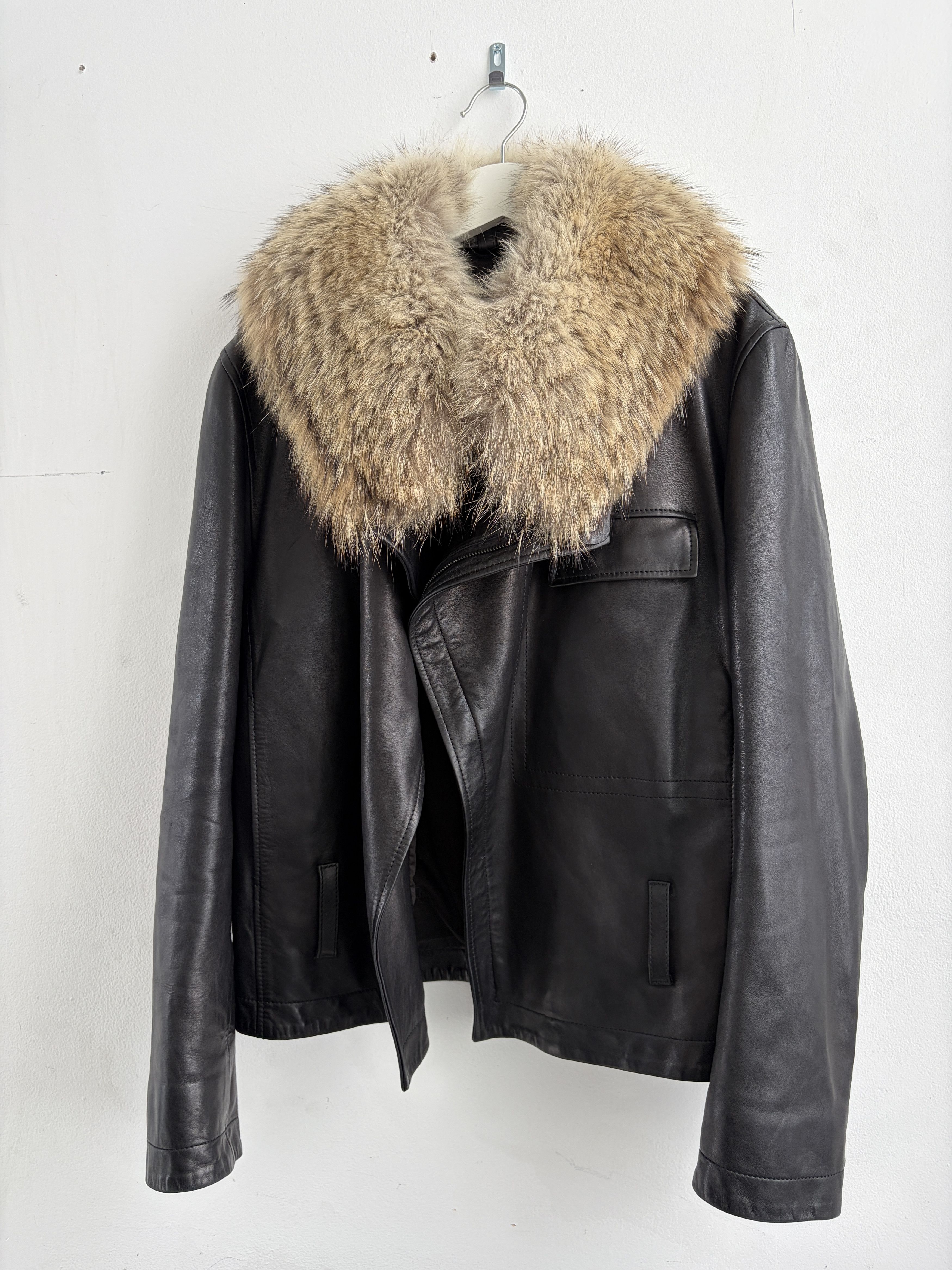 Yves Saint Laurent Tom Ford Yves Saint Laurent, Coyote Fur Leather Jacket, 50 Size US M / EU 48-50 / 2 - 7 Thumbnail