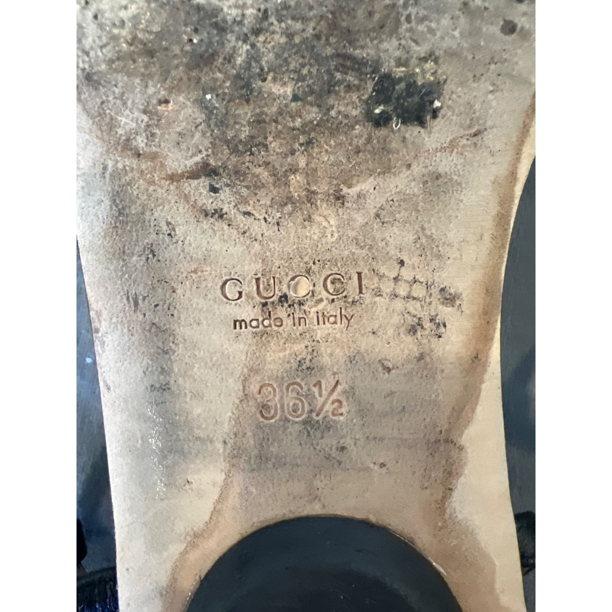 Gucci Gucci Black Horsebit Leather T-Strap Sandals Size 36.5 Italy Size US 6.5 / IT 36.5 - 6 Thumbnail