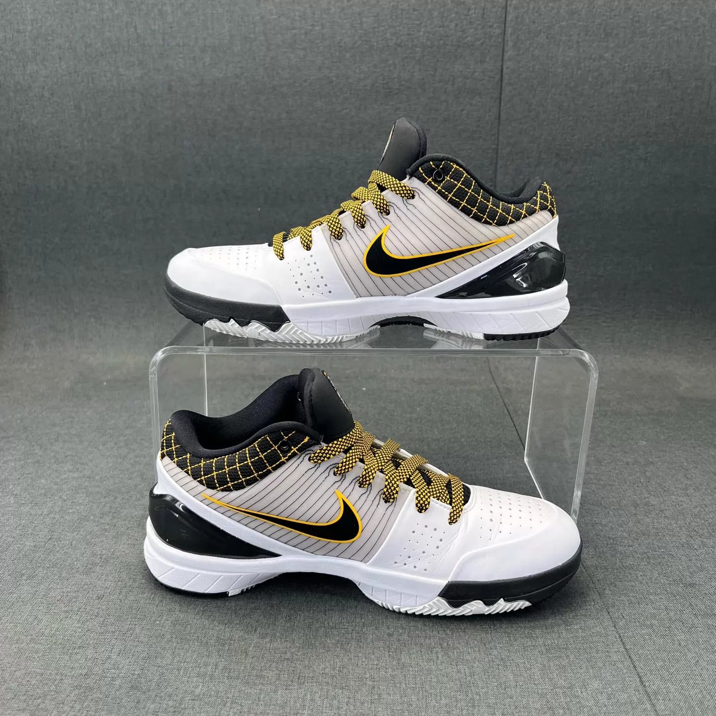 Nike Nike KD4 Playoff White/Yellow 41 1-2 wears like new Size US 8 / EU 41 - 3 Thumbnail