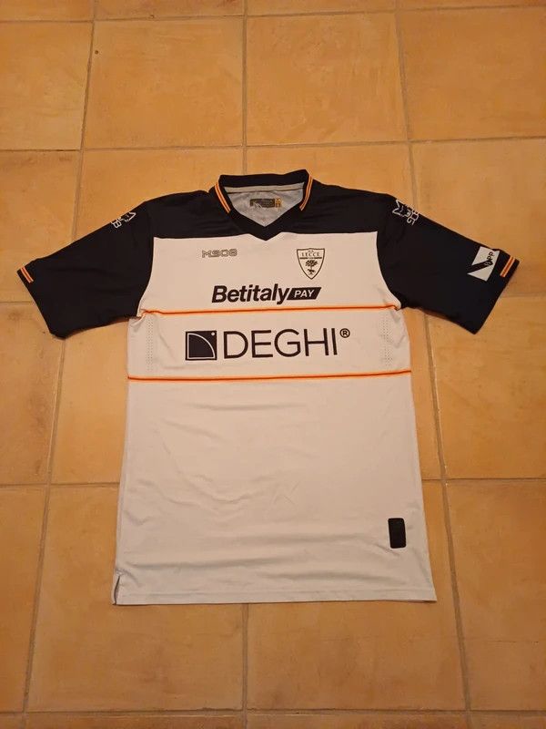 M908 U.S. Lecce 2023-24 away shirt