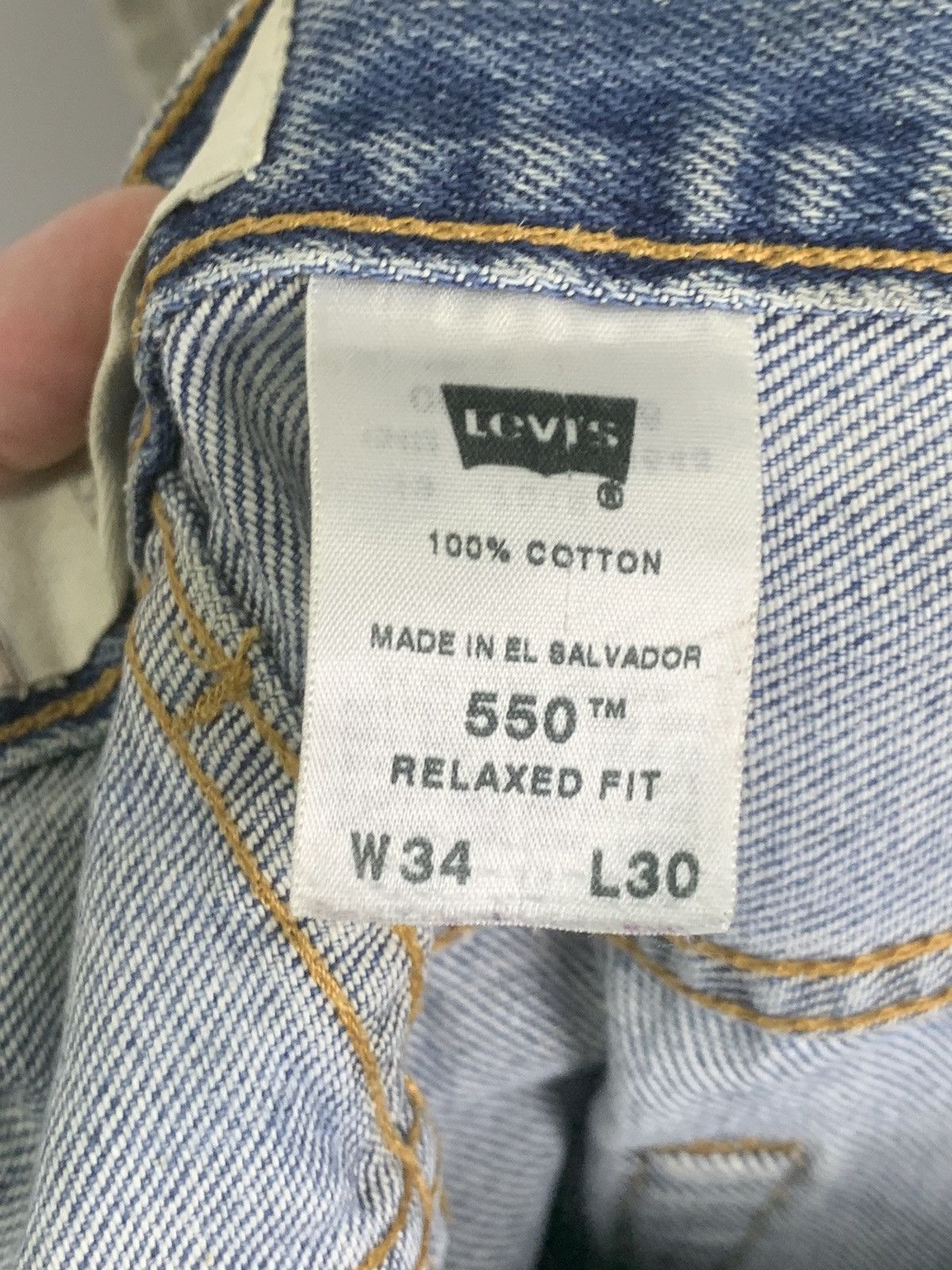 Levi's × Vintage Vintage Levis 550 distressed denim Size US 34 / EU 50 - 18 Thumbnail