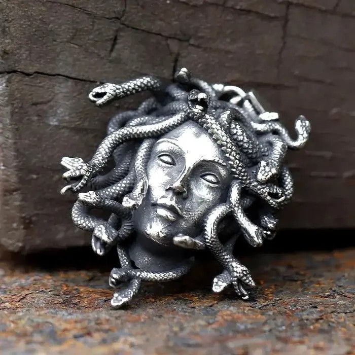 Jewelry Snake Pendant Necklace Size ONE SIZE - 1 Thumbnail