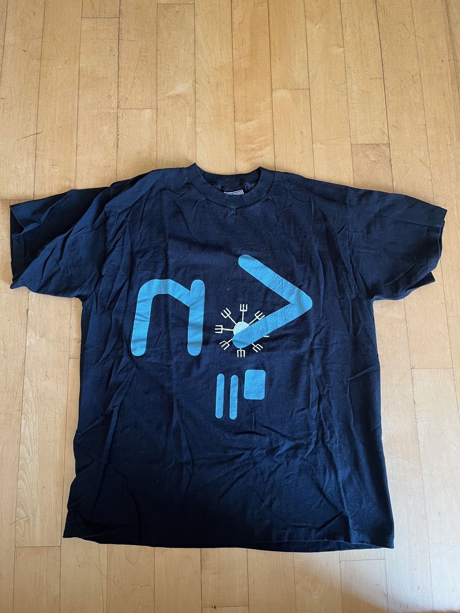 image of Vintage Nine Inch Nails T Shirt XL in Black, Men's