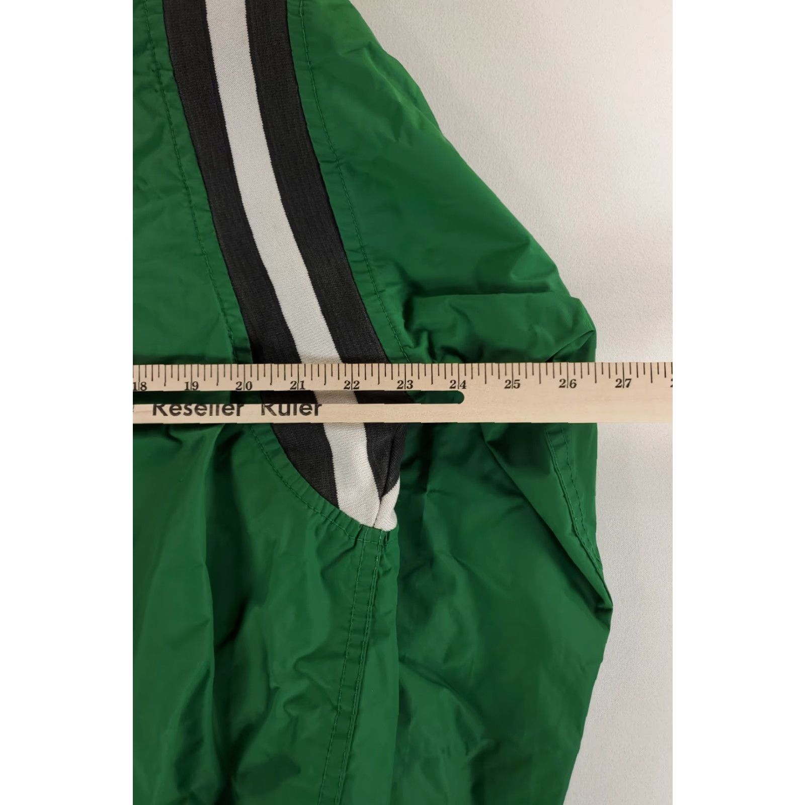Wilson VINTAGE Wilson Jacket 70s 80s Made USA Kiska Green Snap Mens L 40 Windbreaker Jacket Green Mens L Size US L / EU 52-54 / 3 - 4 Thumbnail