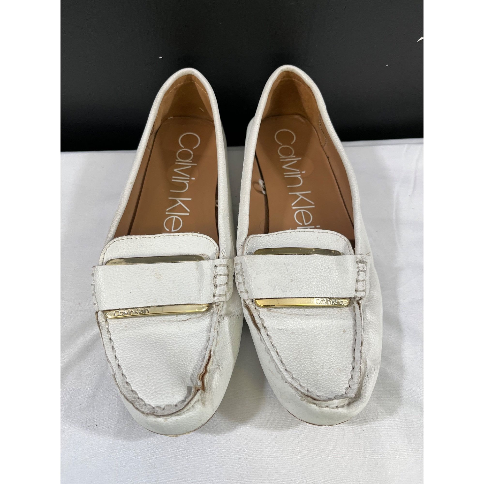 Calvin Klein Calvin Klein Leonie Womens White Loafers Size 9 SKU 6764 Size US 9 / IT 39 - 1 Thumbnail