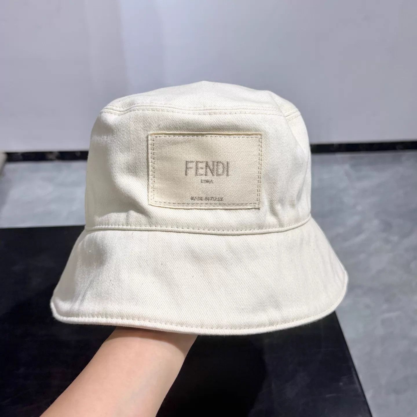 Fendi Fendi Off-White FF Embroidered Lined Bucket Hat S Size ONE SIZE - 1 Thumbnail