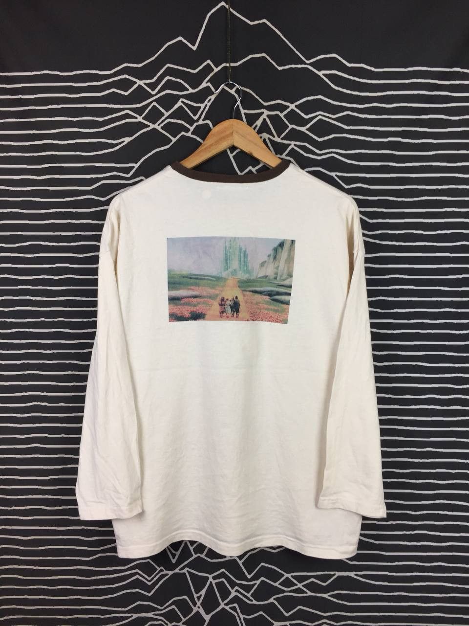 Japanese Brand Retro Girl Japan The Wizard of Oz Movie Long Sleeve Tee Size US XL / EU 56 / 4 - 2 Thumbnail
