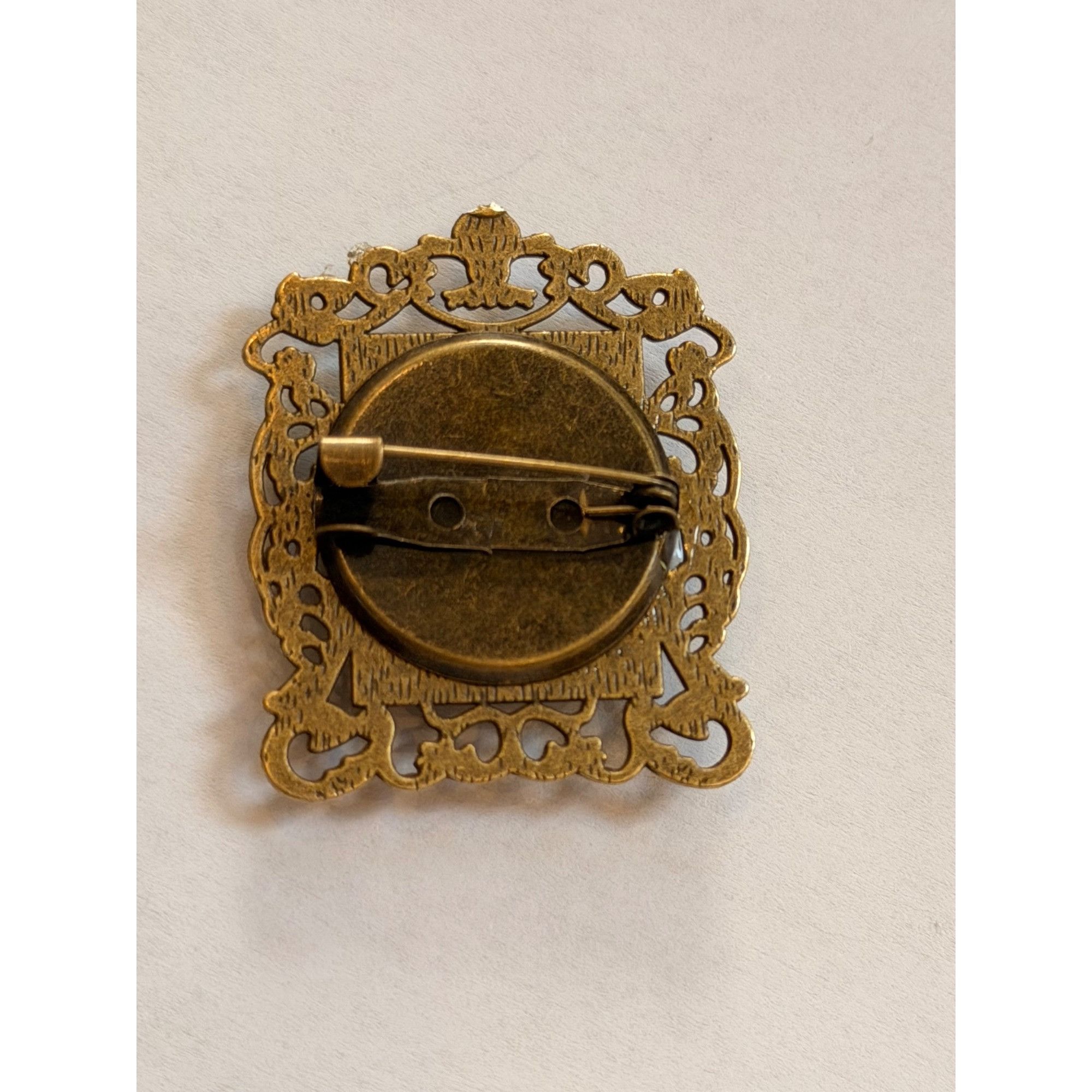 Other Vintage-Style Eiffel Tower Brooch With Ornate Bronze Frame A Size ONE SIZE - 2 Thumbnail