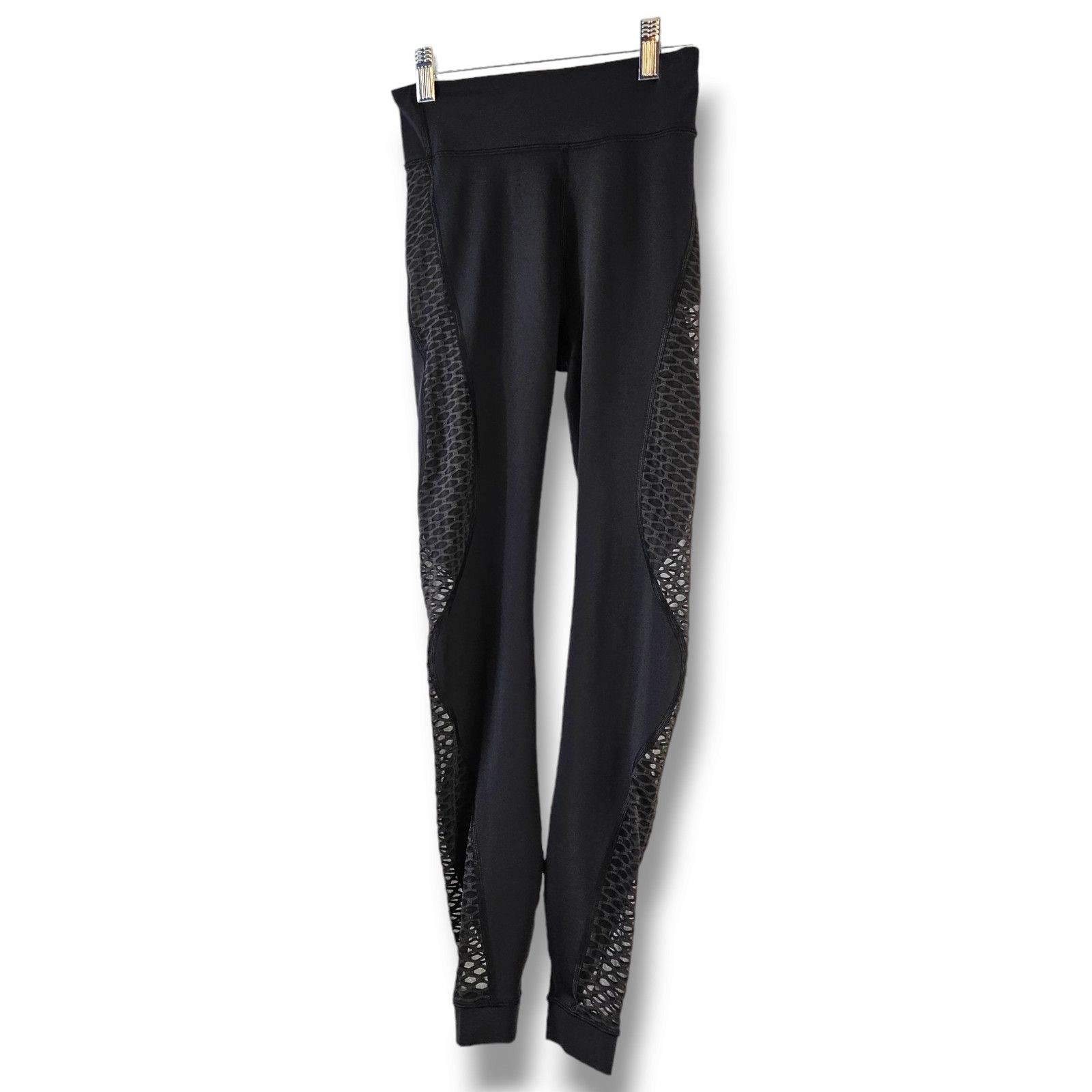Lululemon EUC Lululemon Mesh Side Panel Leggings Sz. 2 [22x26] Black Size 26" / US 2 / IT 38 - 2 Thumbnail