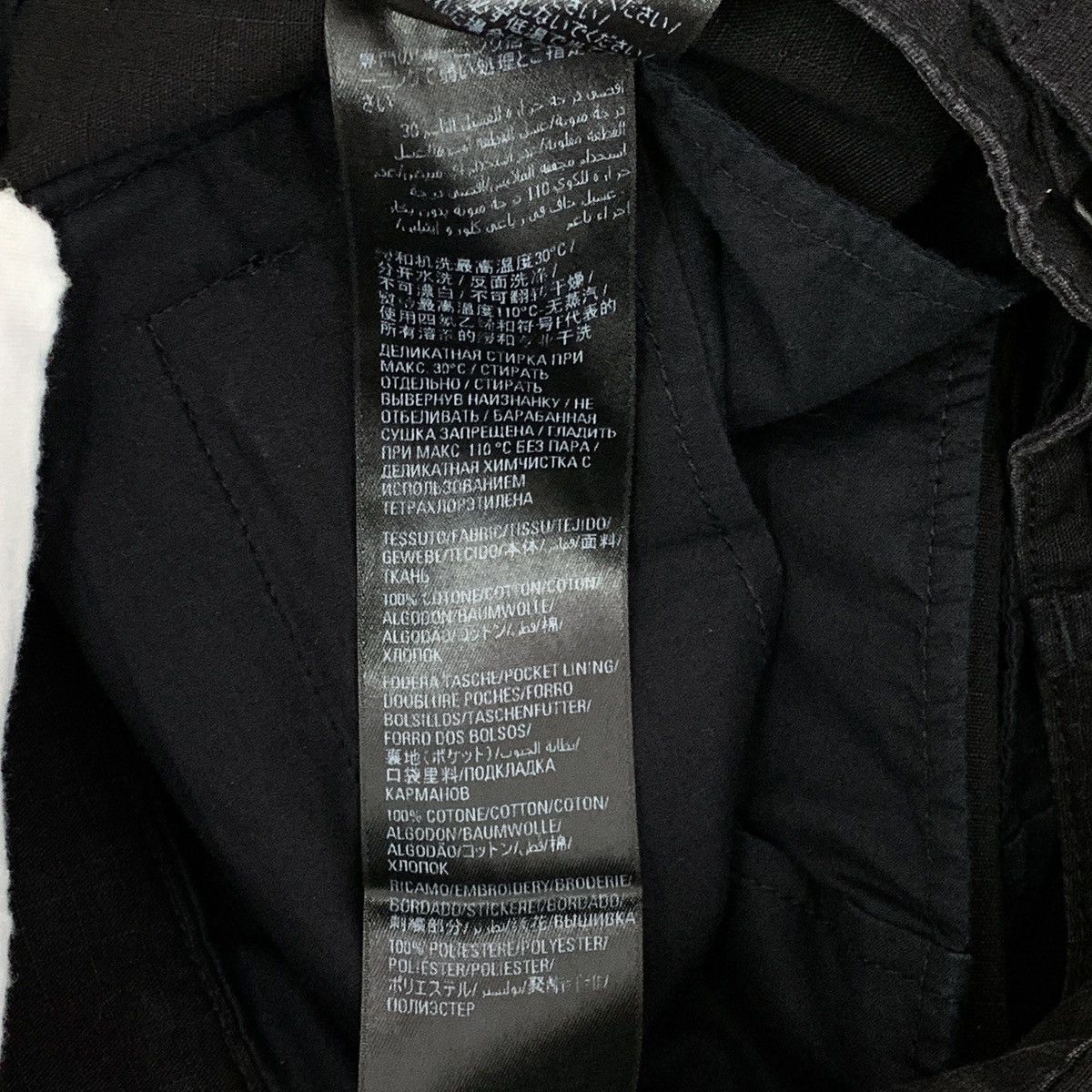 Balenciaga Balenciaga 22FW Black Cotton Cargo Mini Skirt K26WX Size 26" / US 2 / IT 38 - 9 Thumbnail