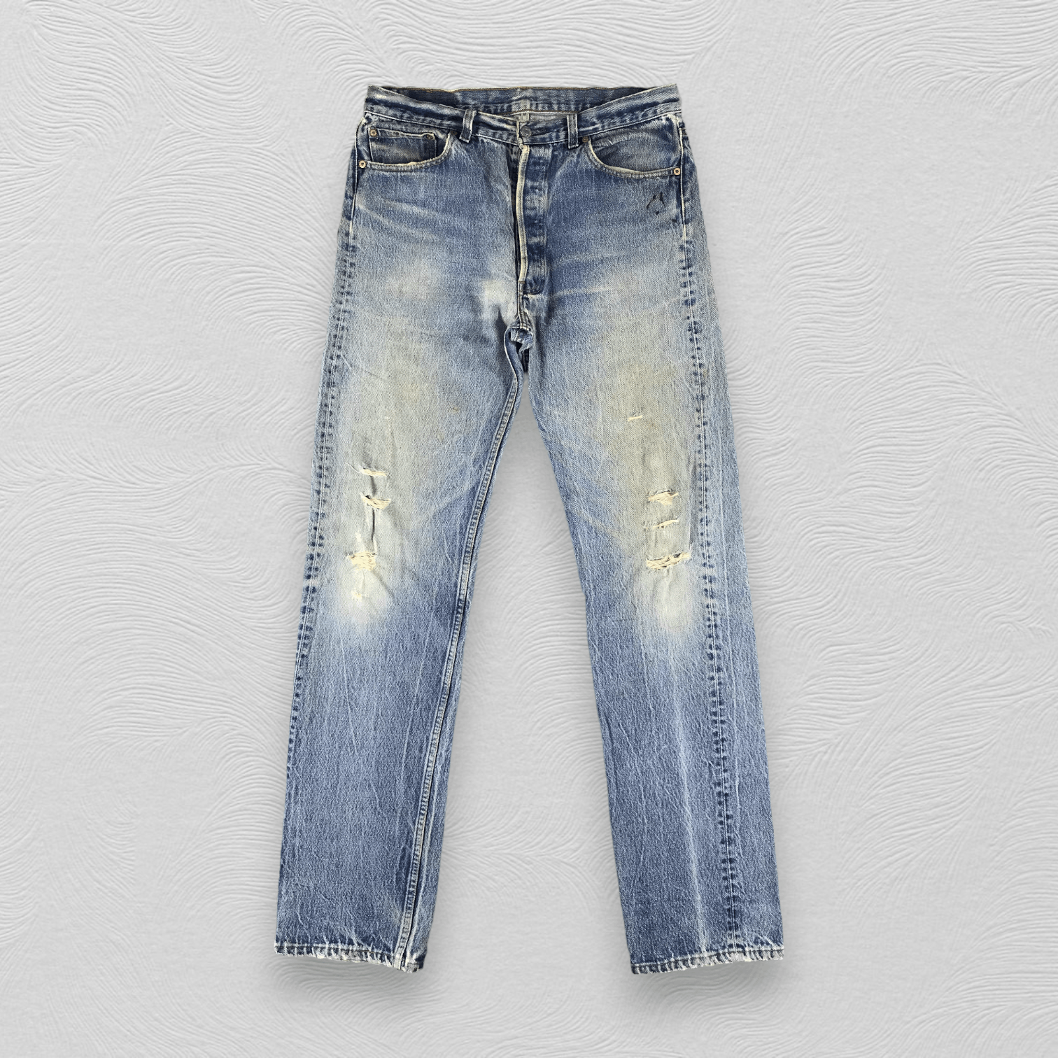 Levi's Vintage Levis 501 Jeans Stone Wash Distres Denim KJ1236 Size US 35 - 1 Thumbnail