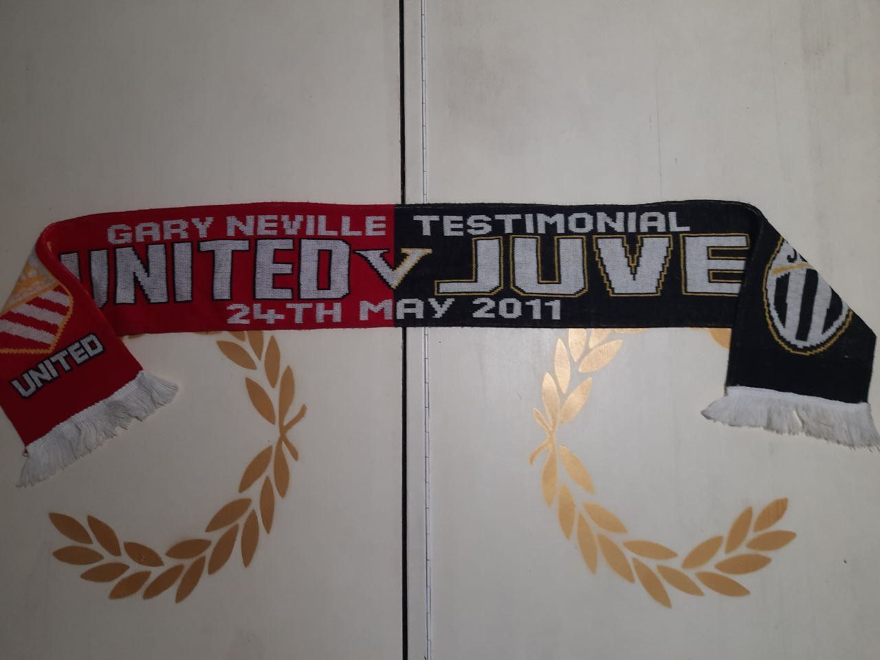 Other Match Day MUFC X Juve 24th May 2011 Scarf Size ONE SIZE - 1 Thumbnail