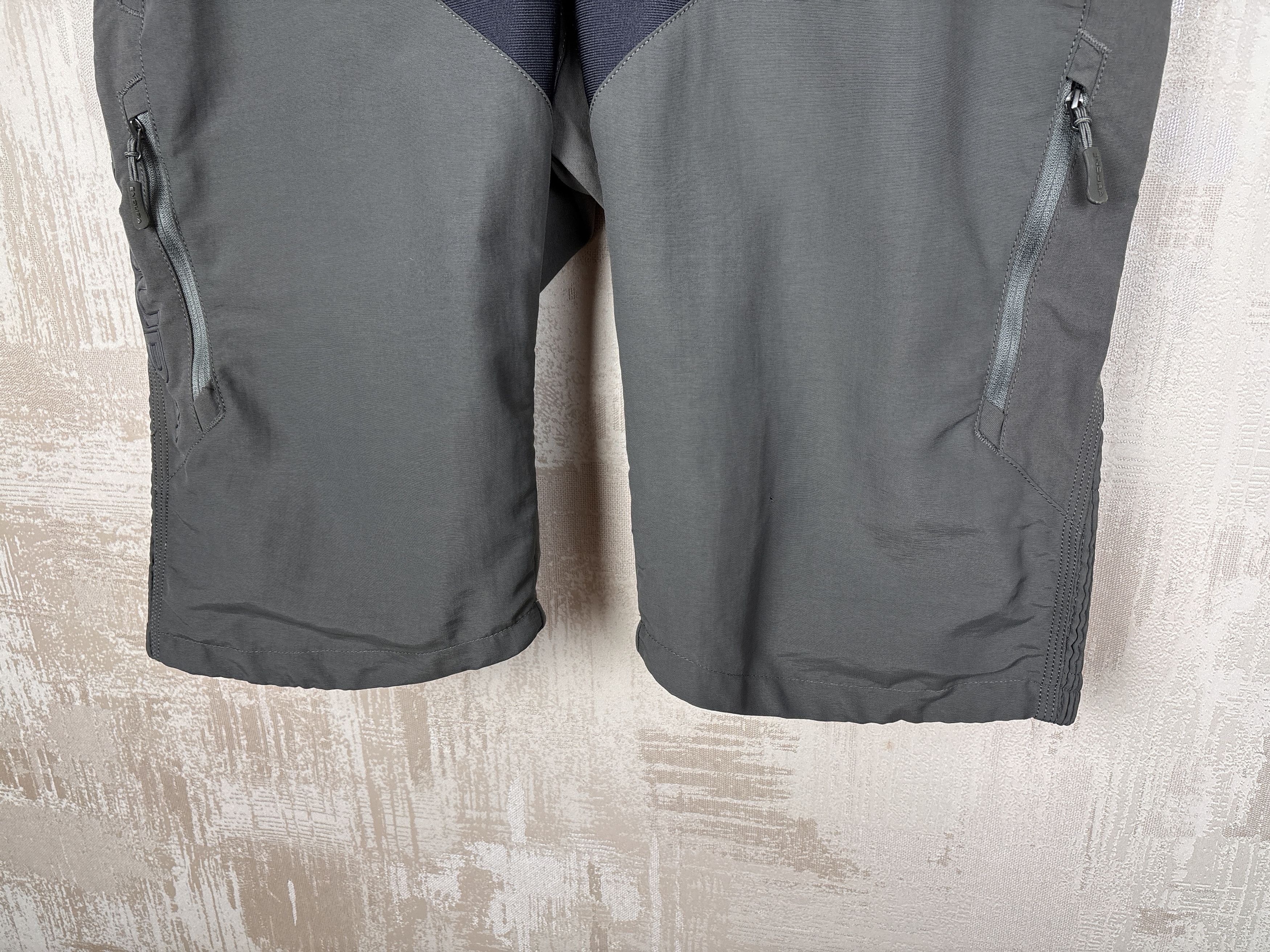 Bicycle Endura Singletrack Shorts Nylon Cycling MTB Men's Size L Size US 34 / EU 50 - 5 Thumbnail