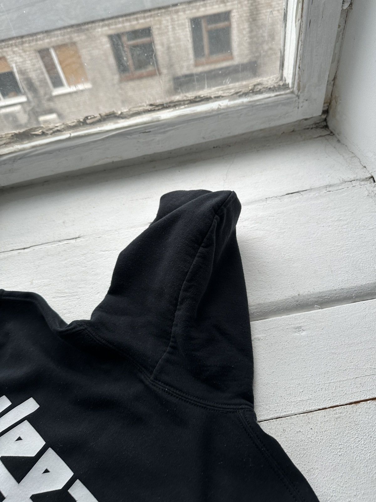 Other 🚨 YEEZUS KANYE WEST BAGGY BOXY SK8 HOODIE GLASTONBURY RARE Size US M / EU 48-50 / 2 - 7 Thumbnail