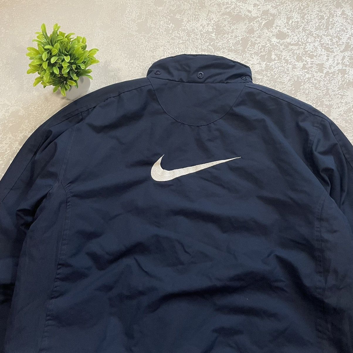 Nike Nike y2k Vintage Big Logo Light Micro Puffer Jacket Size US L / EU 52-54 / 3 - 2 Thumbnail